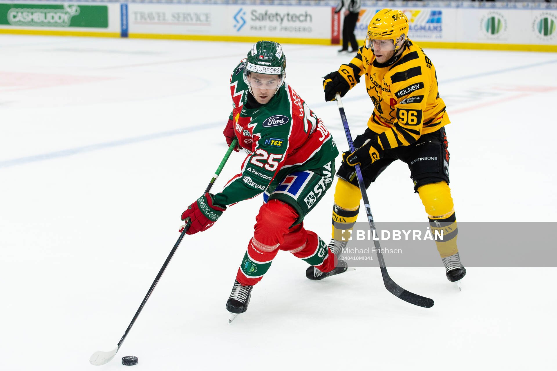 Frölundas Pontus Johansson och Skellefteås Rickard Hugg
