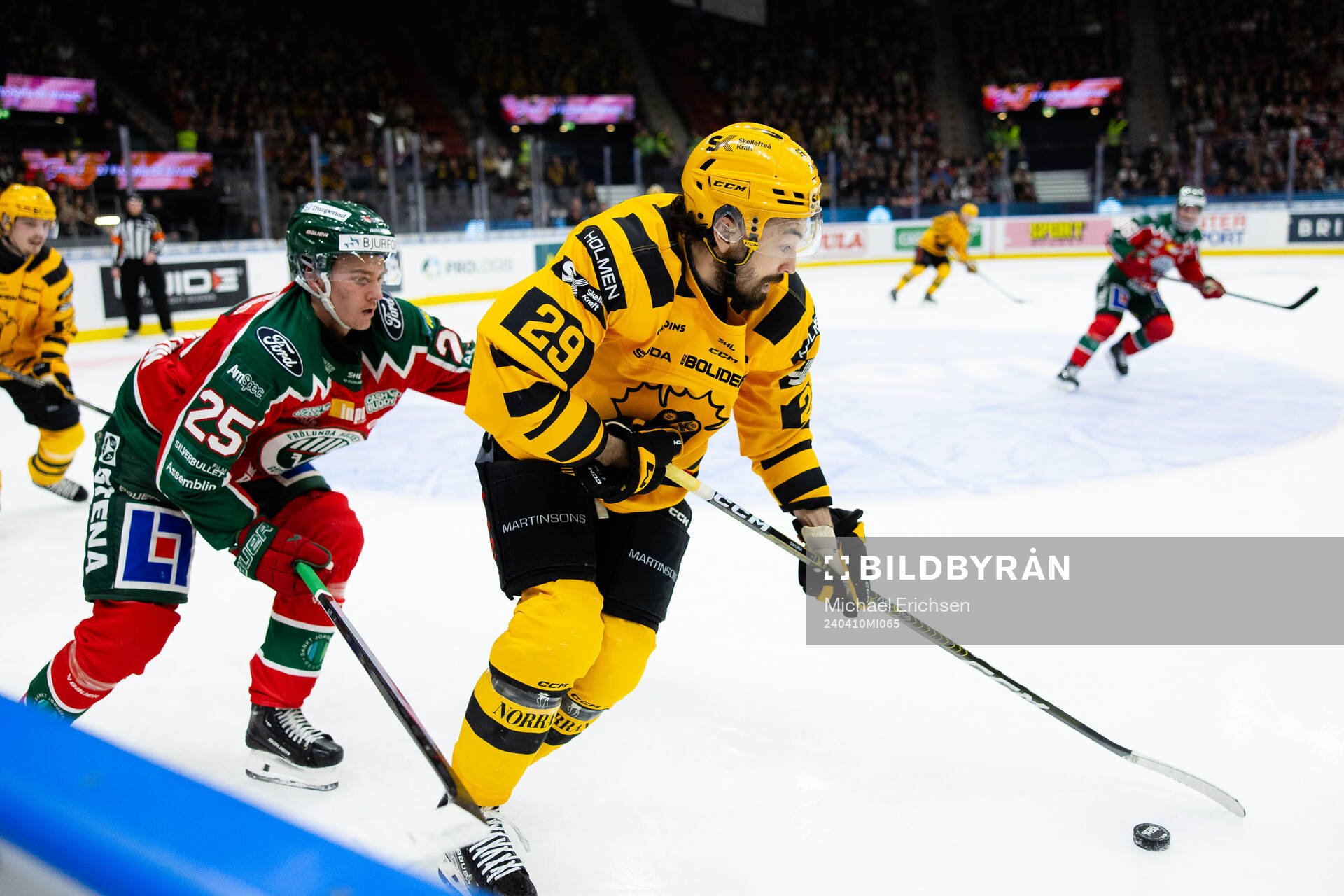 Frölundas Pontus Johansson och Skellefteås Dylan Sikura