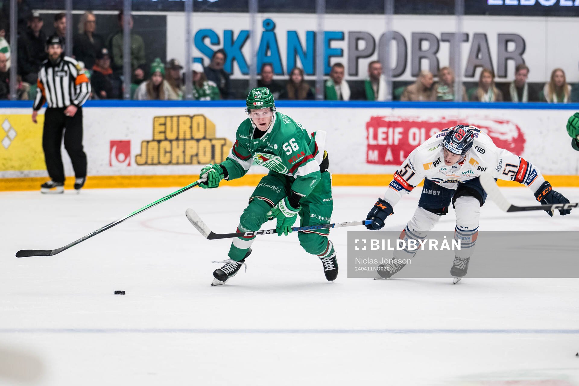 Rögles Adam Engström och Växjös Emil Sylvegård