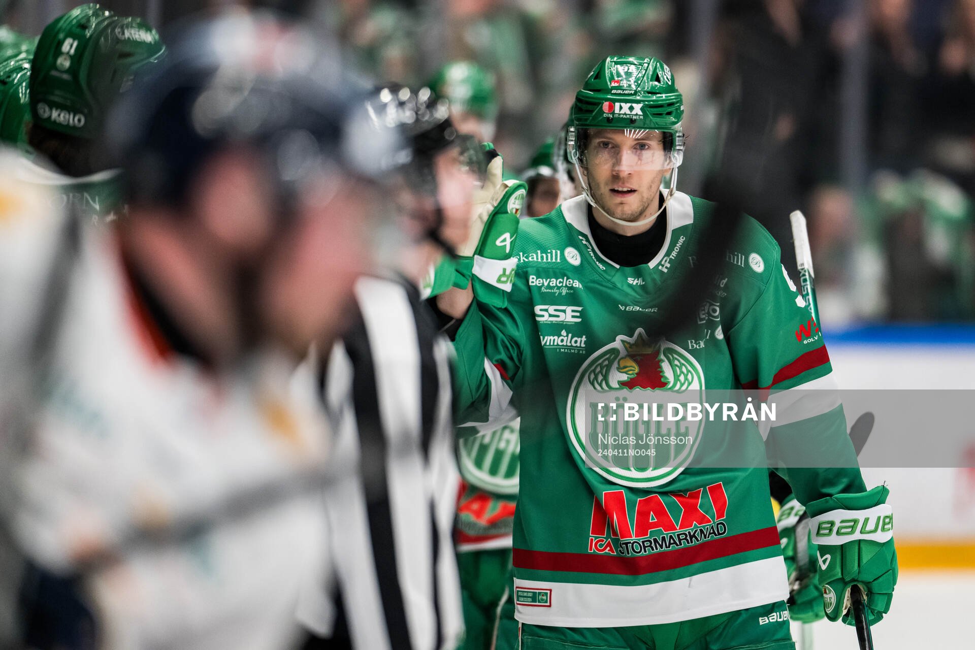 Rögles Adam Tambellini jublar