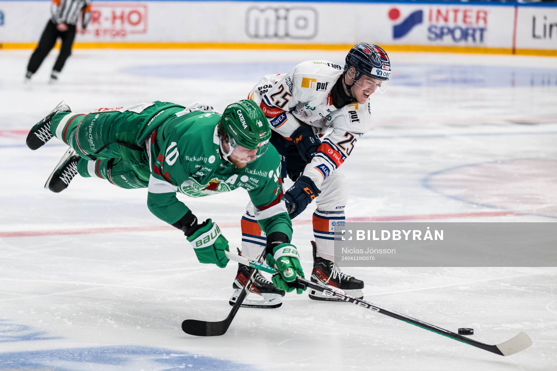 Rögles Rodrigo Abols och Växjös Filip Eriksson