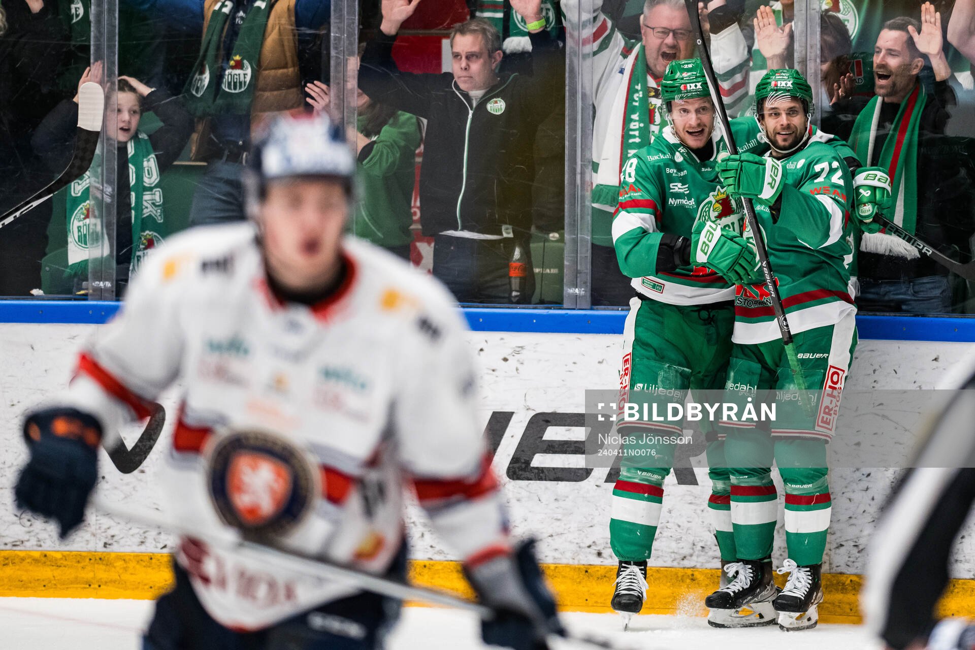 Rögles Anton Bengtsson och Samuel Jonsson jublar