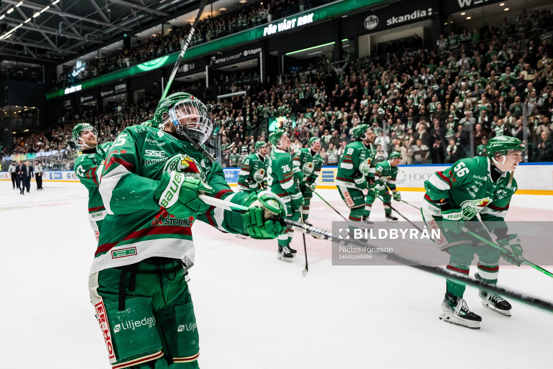 Rögles Simon Ryfors jublar