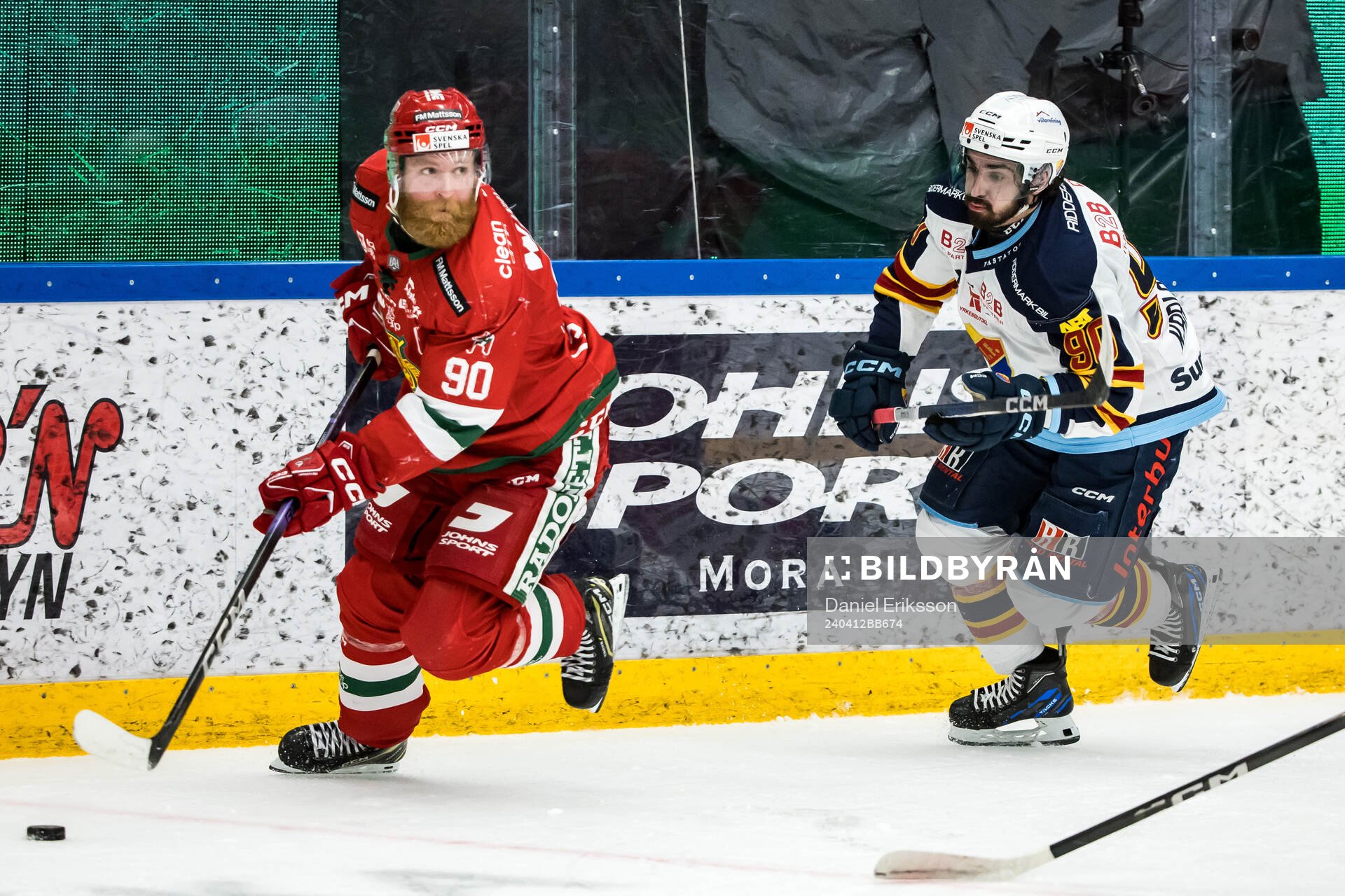 Moras Petter Vesterheim och Djurgårdens Kevin Karlsson