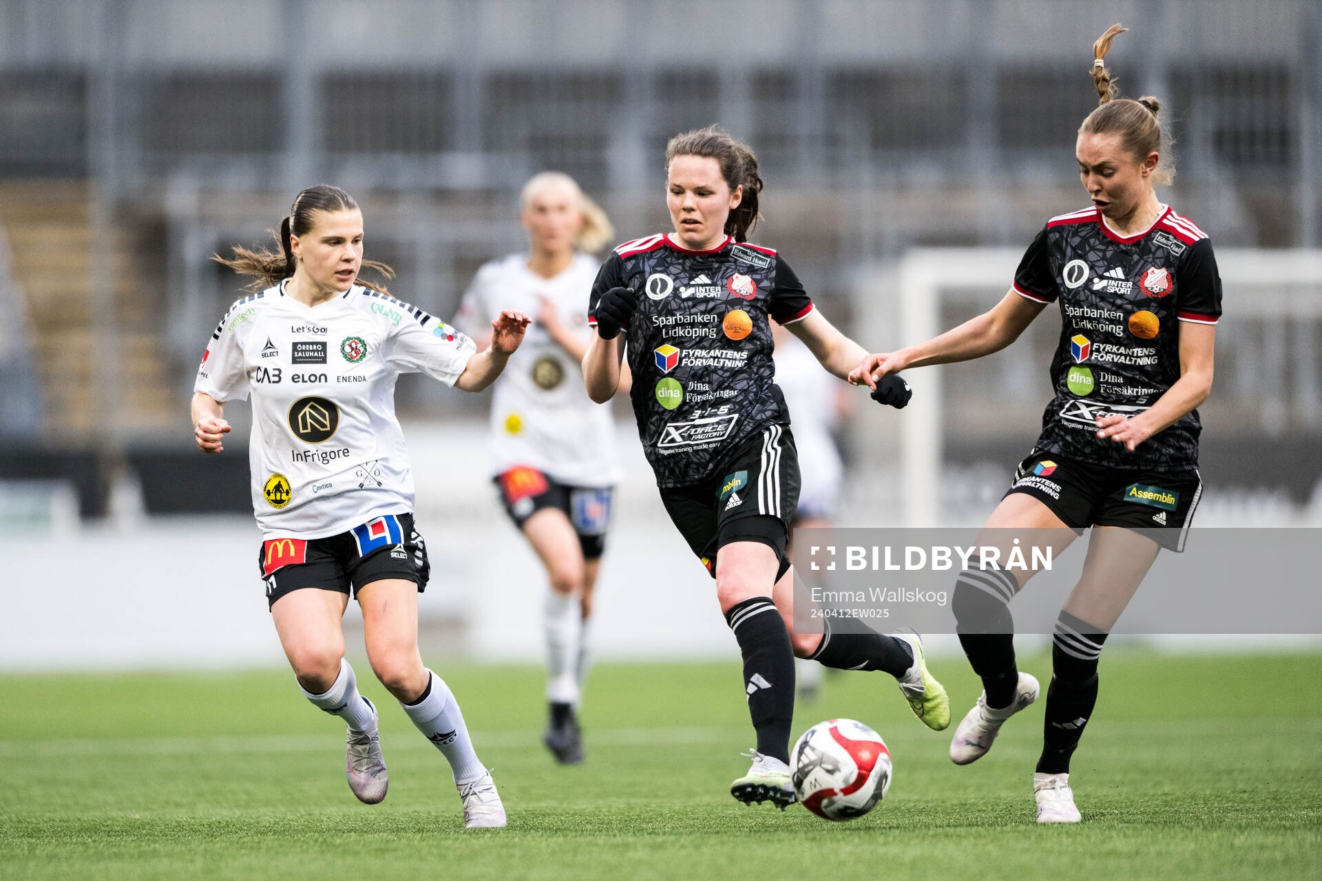 Örebros Cornelia Karlsson och Lidköpings Ida Ahlbom och