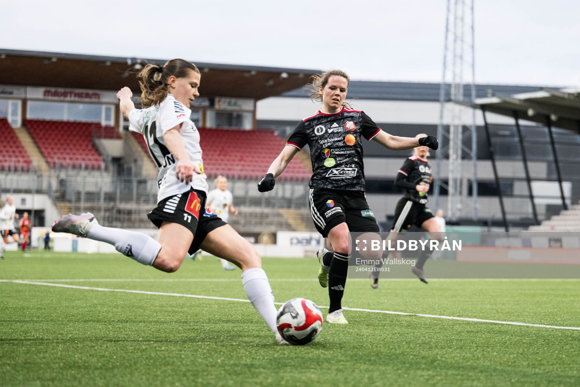 Örebros Cornelia Karlsson och Lidköpings Ida Ahlbom