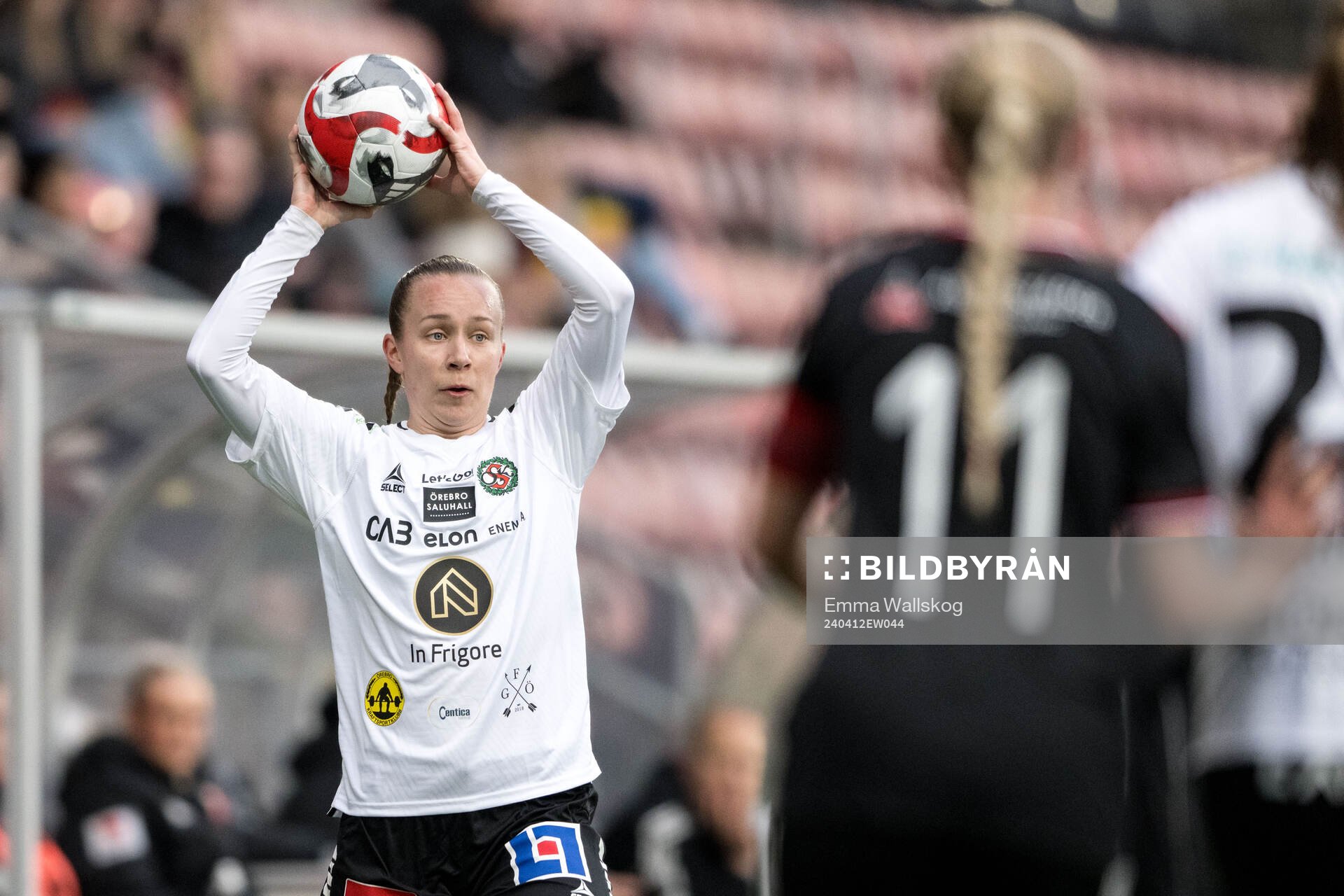 Örebros Matilda Wennberg under fotbollsmatchen i Elitettan mellan Örebro och Lidköping den 12 april 2024 i Örebro. 