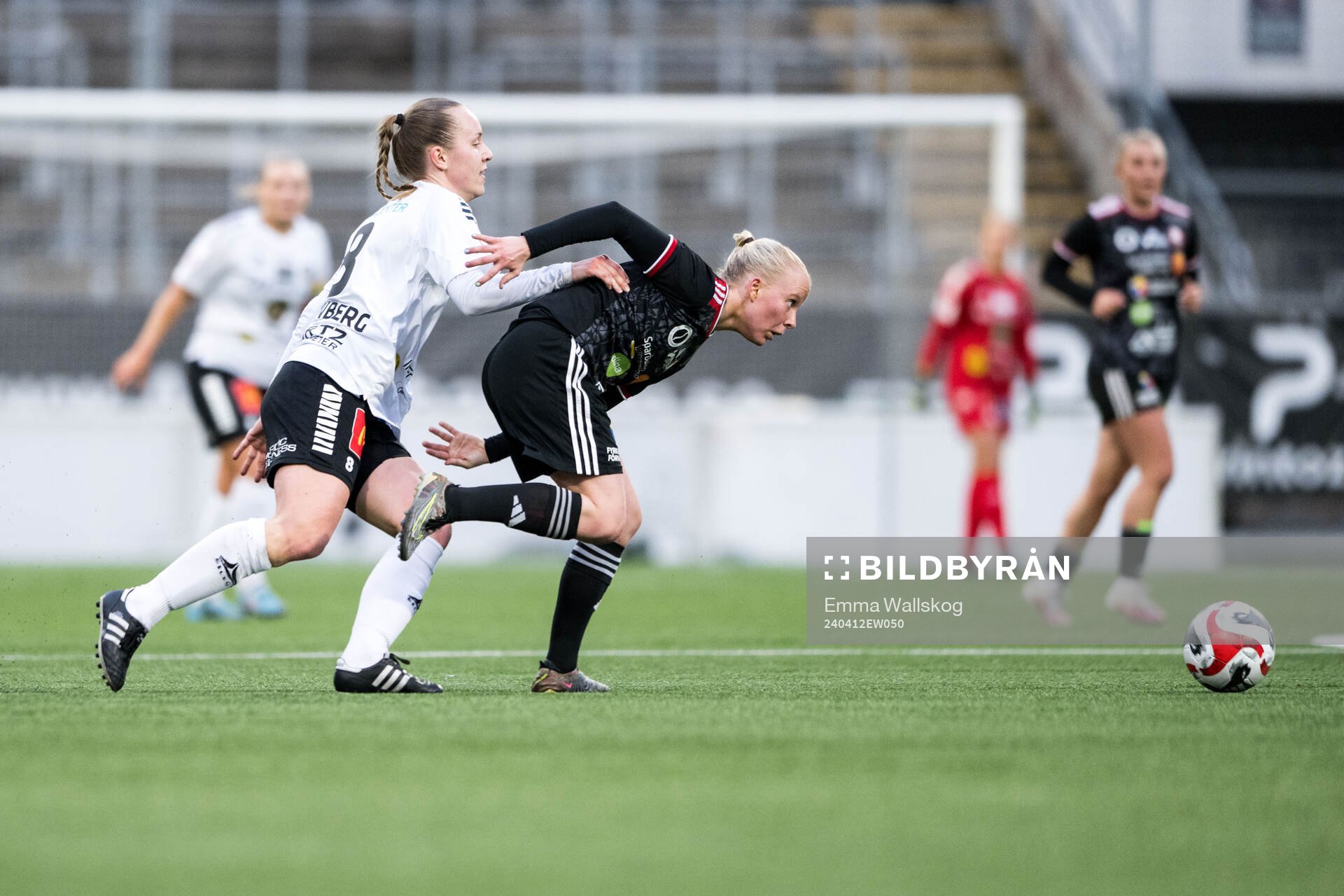 Örebros Matilda Wennberg och Lidköpings Linnea Strömberg