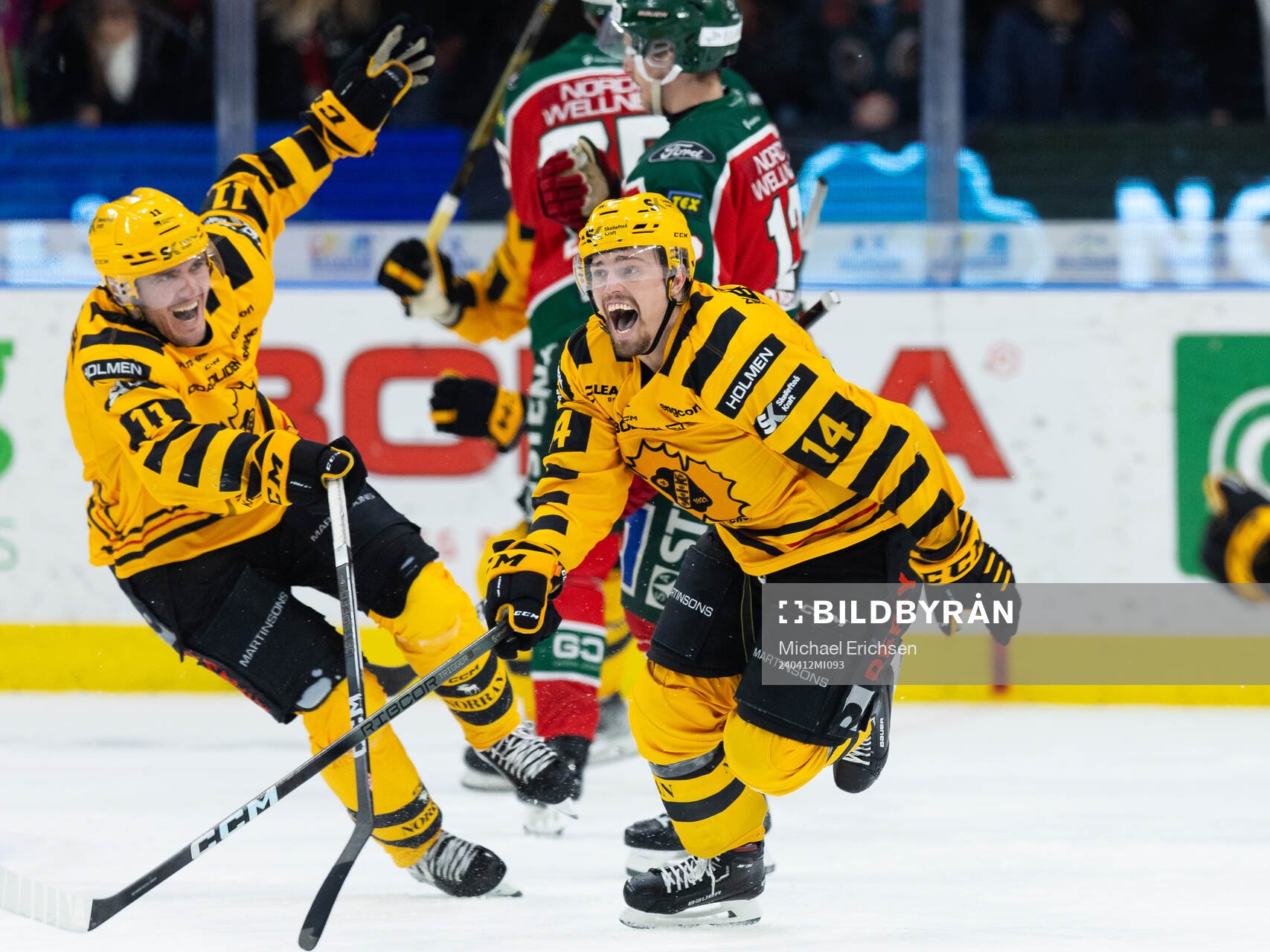 Skellefteås Andreas Johnson jublar