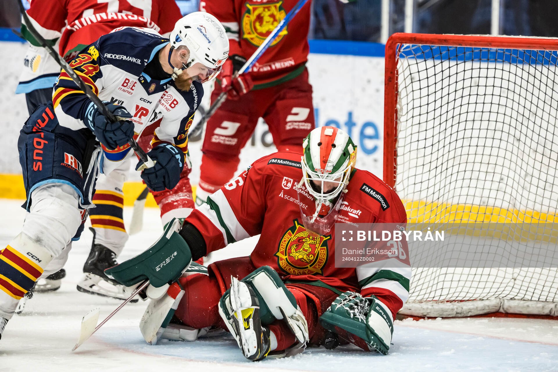 Djurgårdens Daniel Brodin och Moras målvakt Waltteri