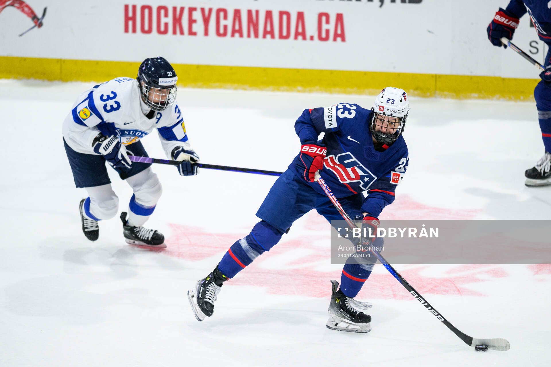Michelle Karvinen of Finland and Hannah Bilka of USA