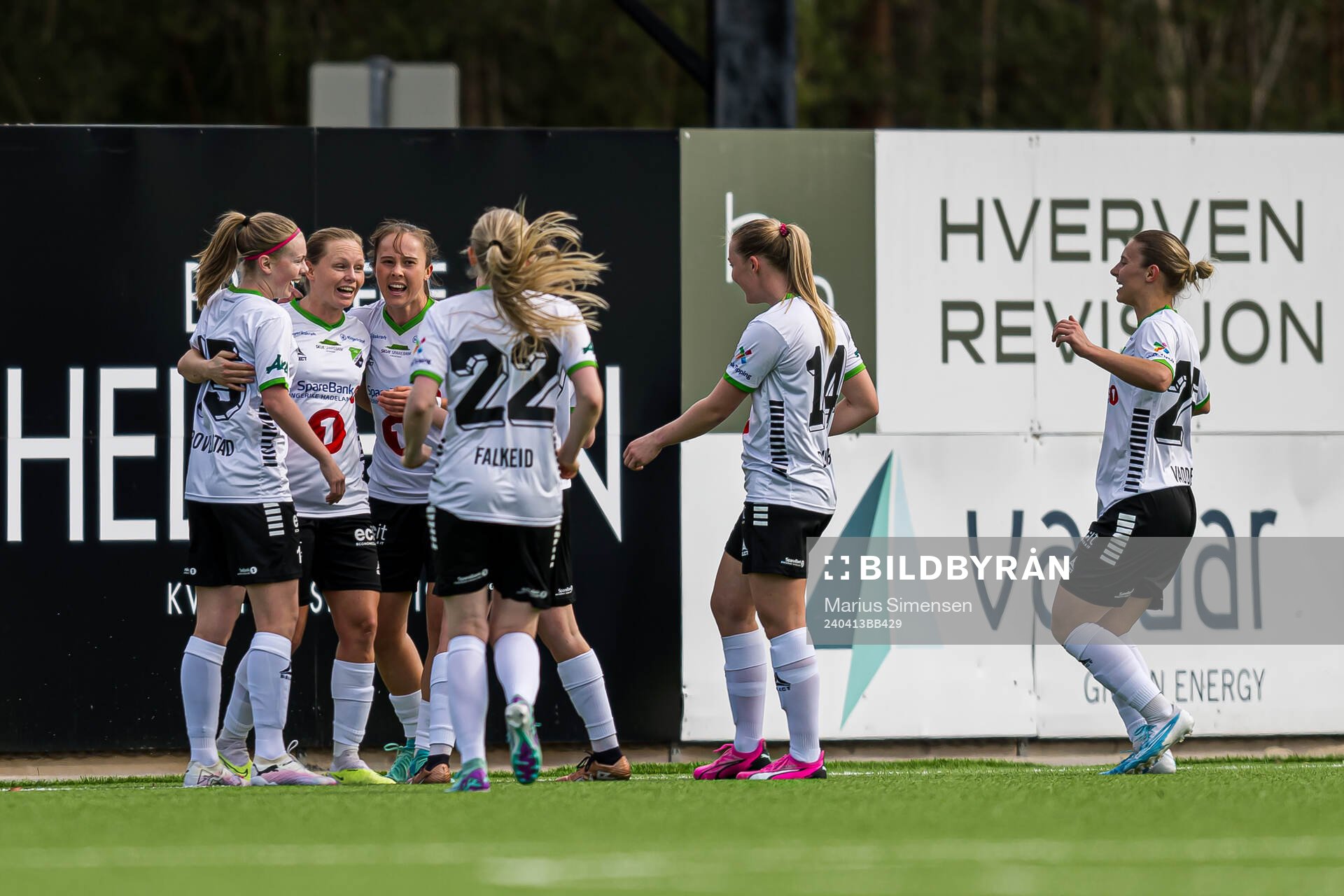 Silje Bekkåsen Nyhagen of Hønefoss celebrates