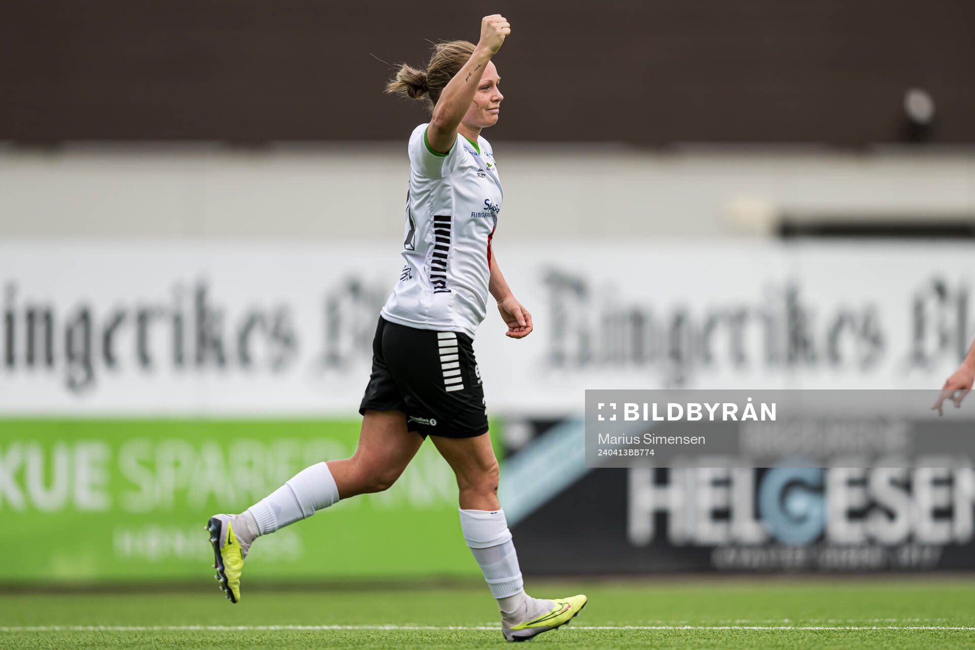 Silje Bekkåsen Nyhagen of Hønefoss celebrates
