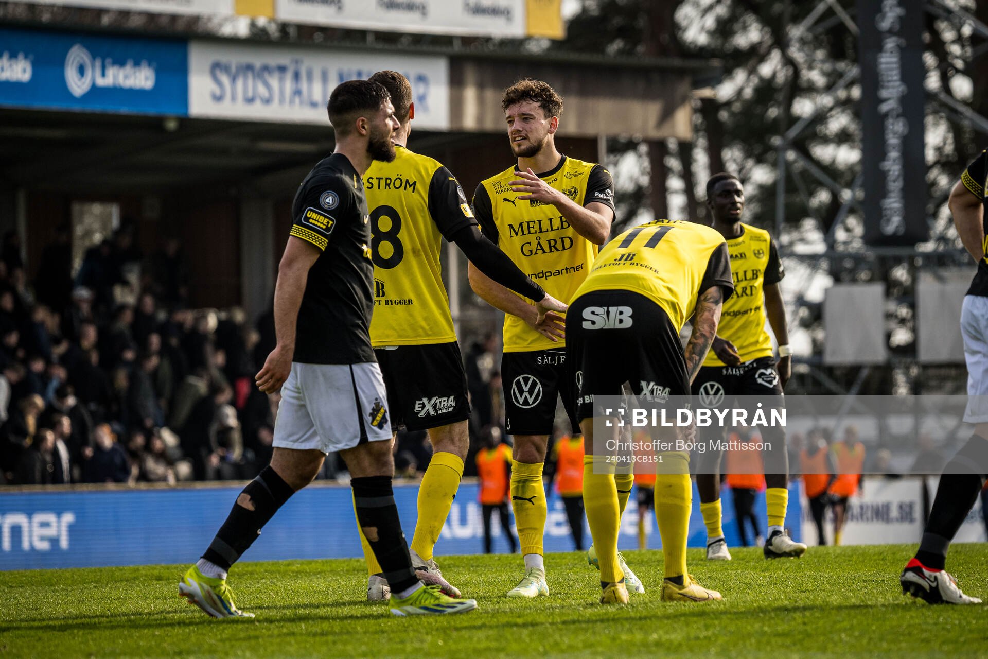 Mjällbys Colin Rösler deppar