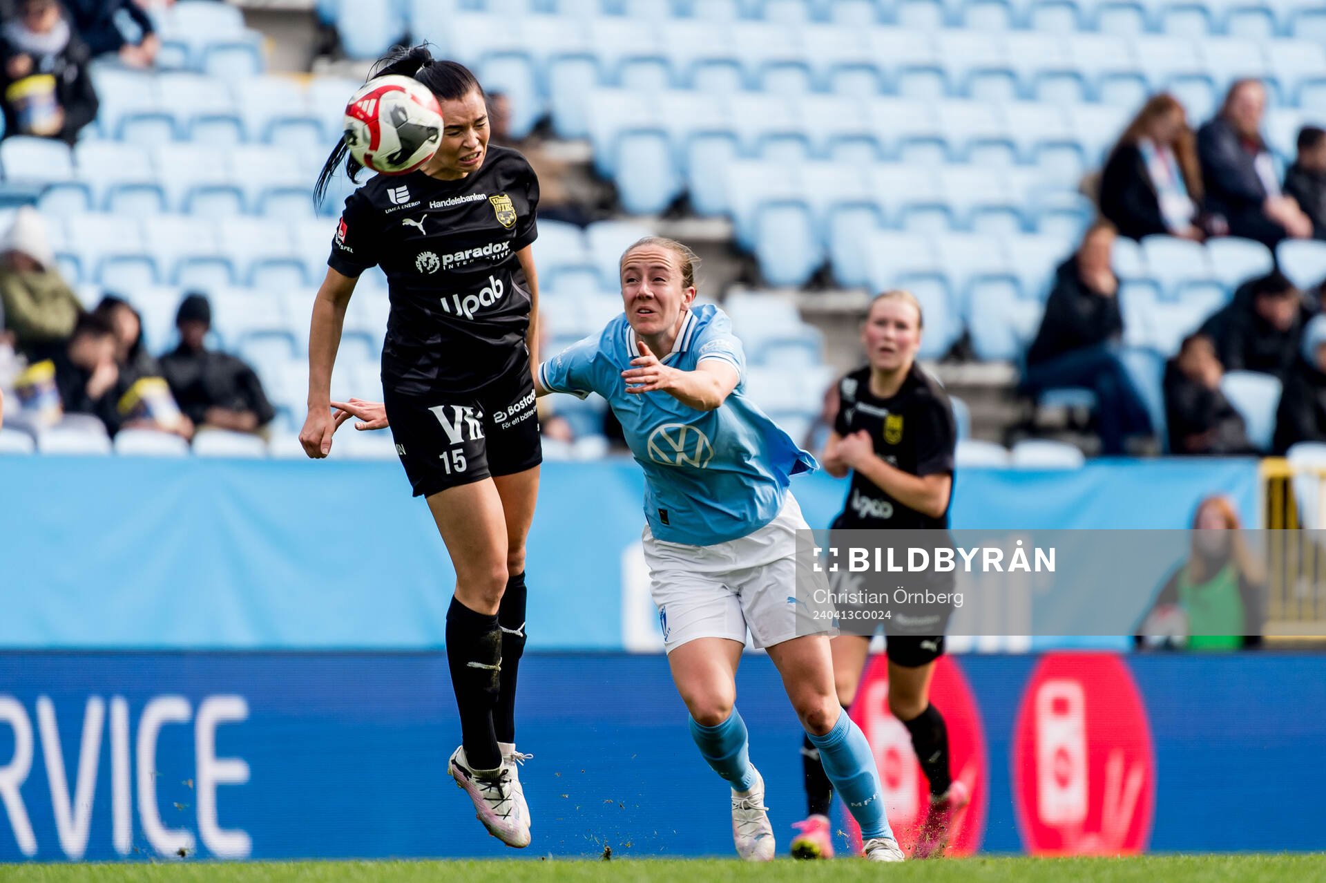 Umeås Frida Lähteenmäki och Malmö FFs Anna Plantin