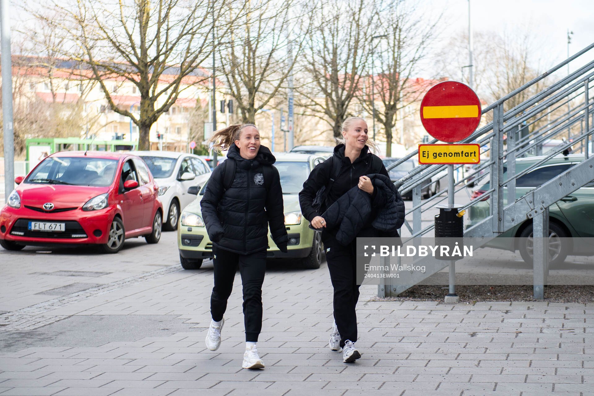 Hammarbys Julia Roddar och Stina Lennartsson