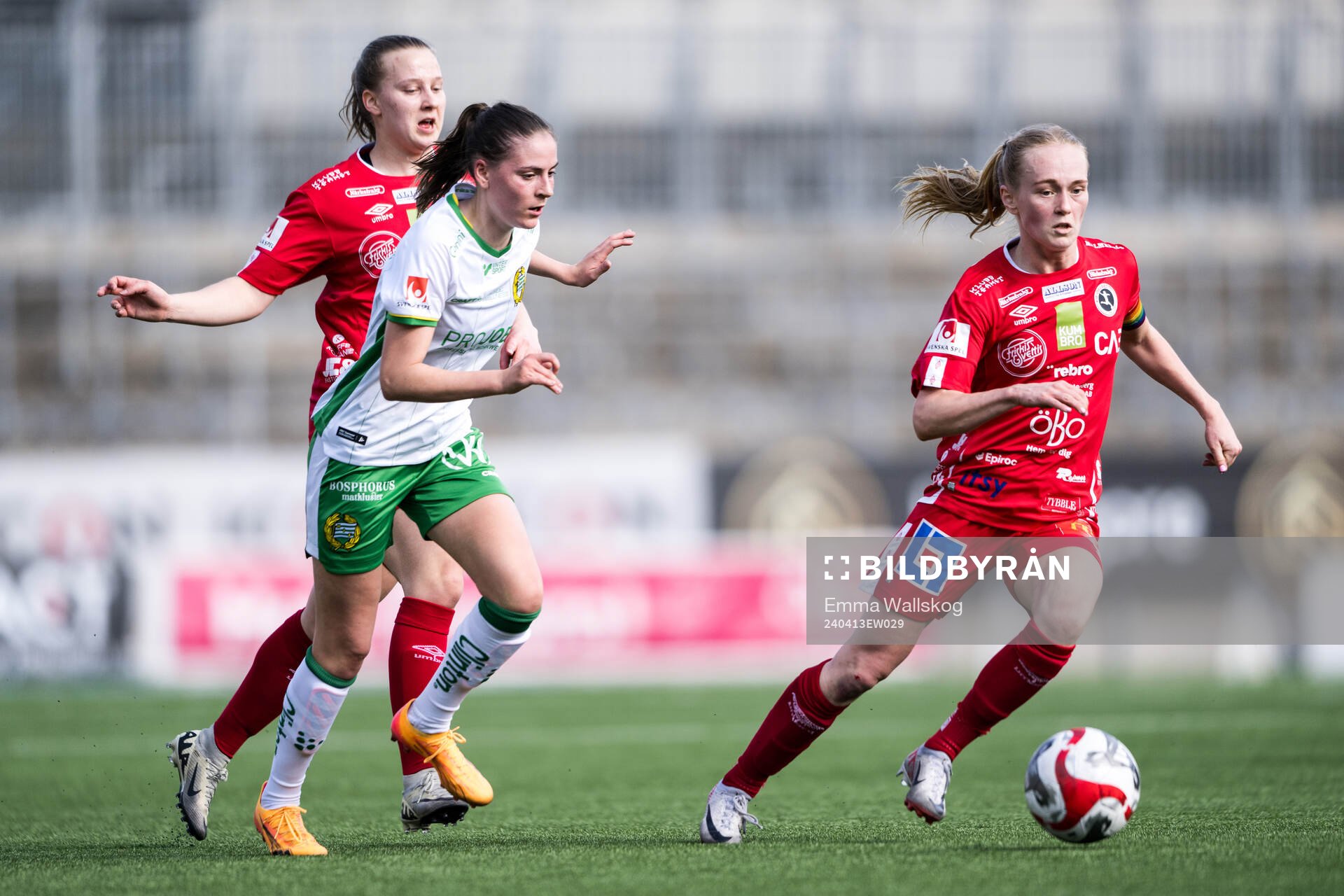 Hammarbys Smilla Vallotto och KIF Örebros Minea Lassas