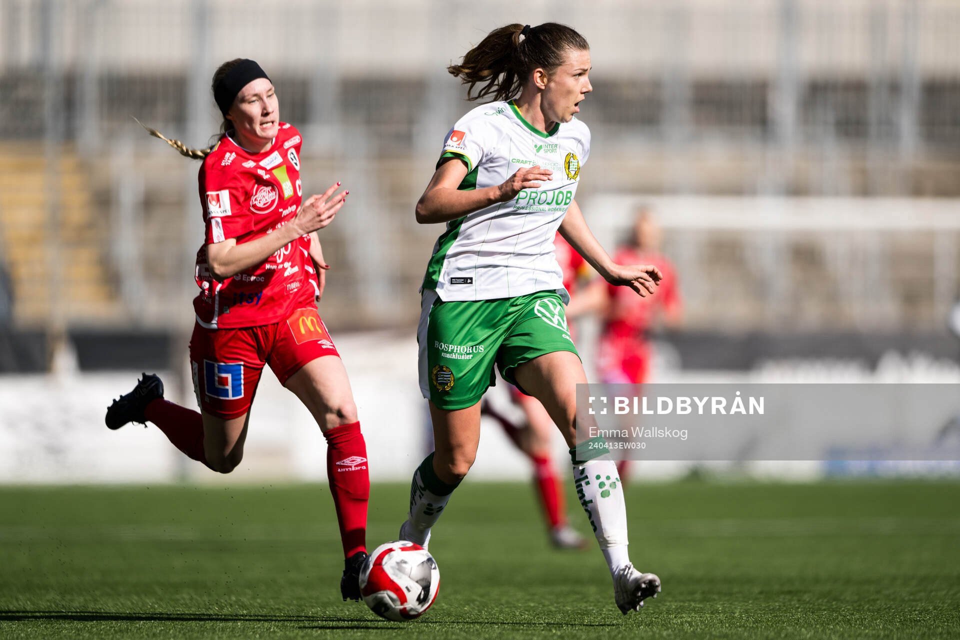 KIF Örebros Sanni Ojanen och Hammarbys Emma Westin
