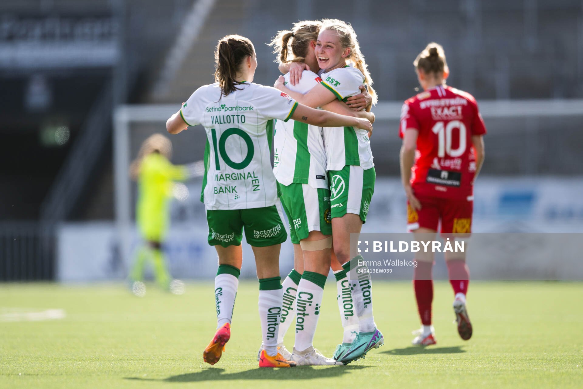 Hammarbys Emilie Joramo, Thea Sørbo och Smilla Vallotto
