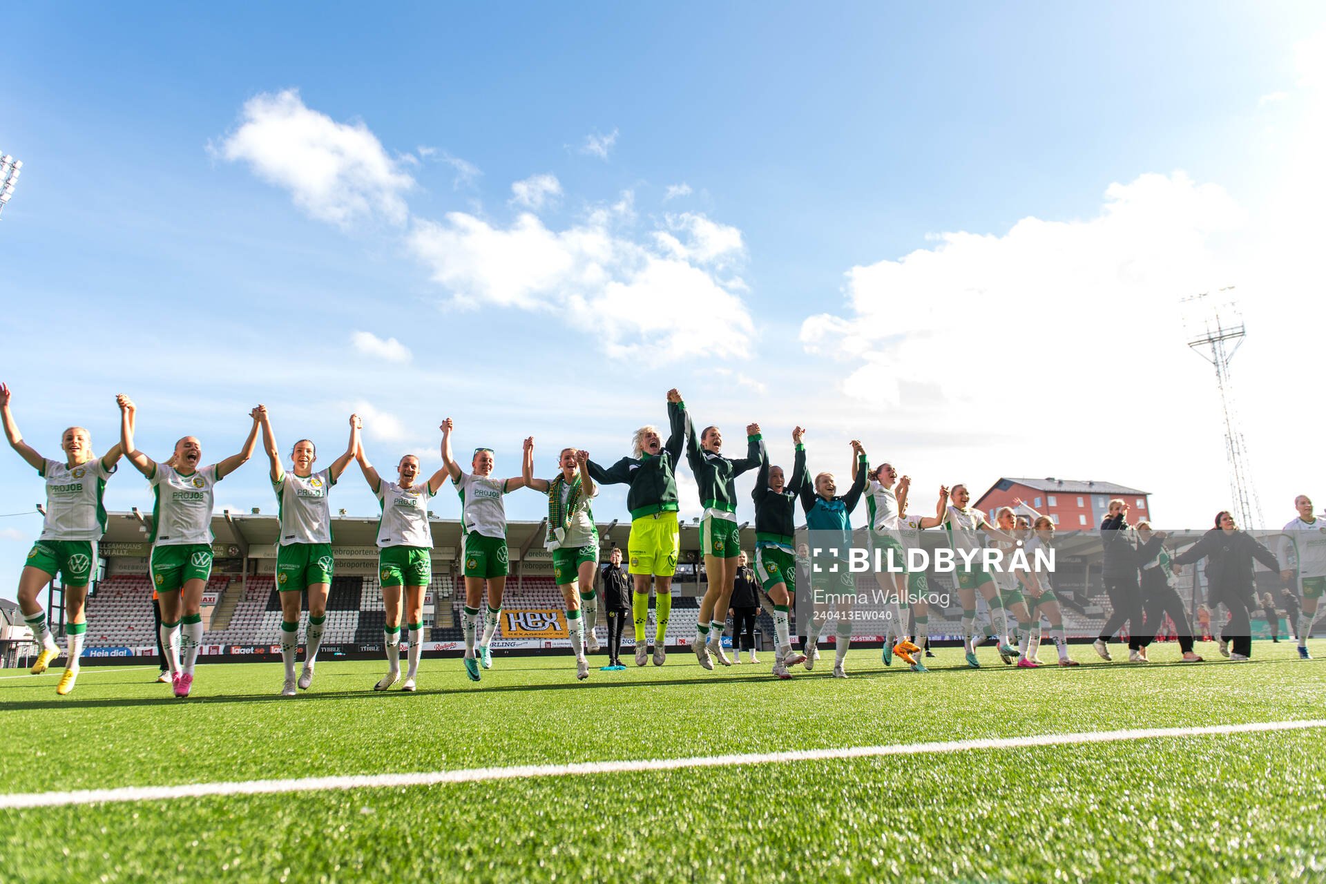 Hammarbys spelare jublar