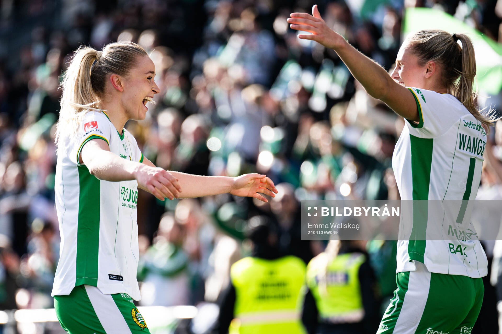 Hammarbys Anna Jøsendal jublar med Ellen Wangerheim
