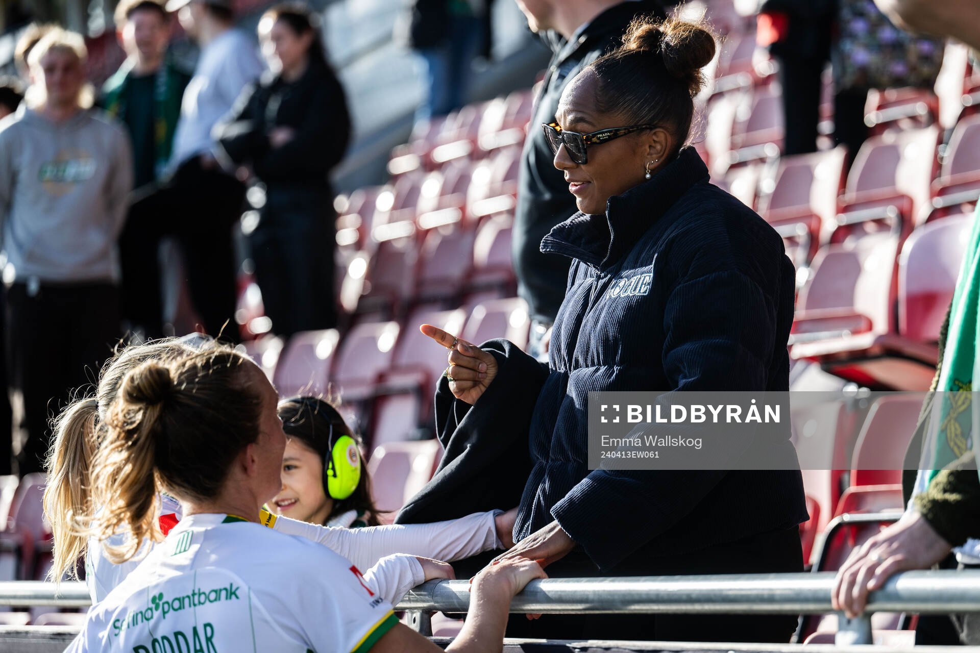 Hammarbys Alice Carlsson och Julia Roddar jublar med