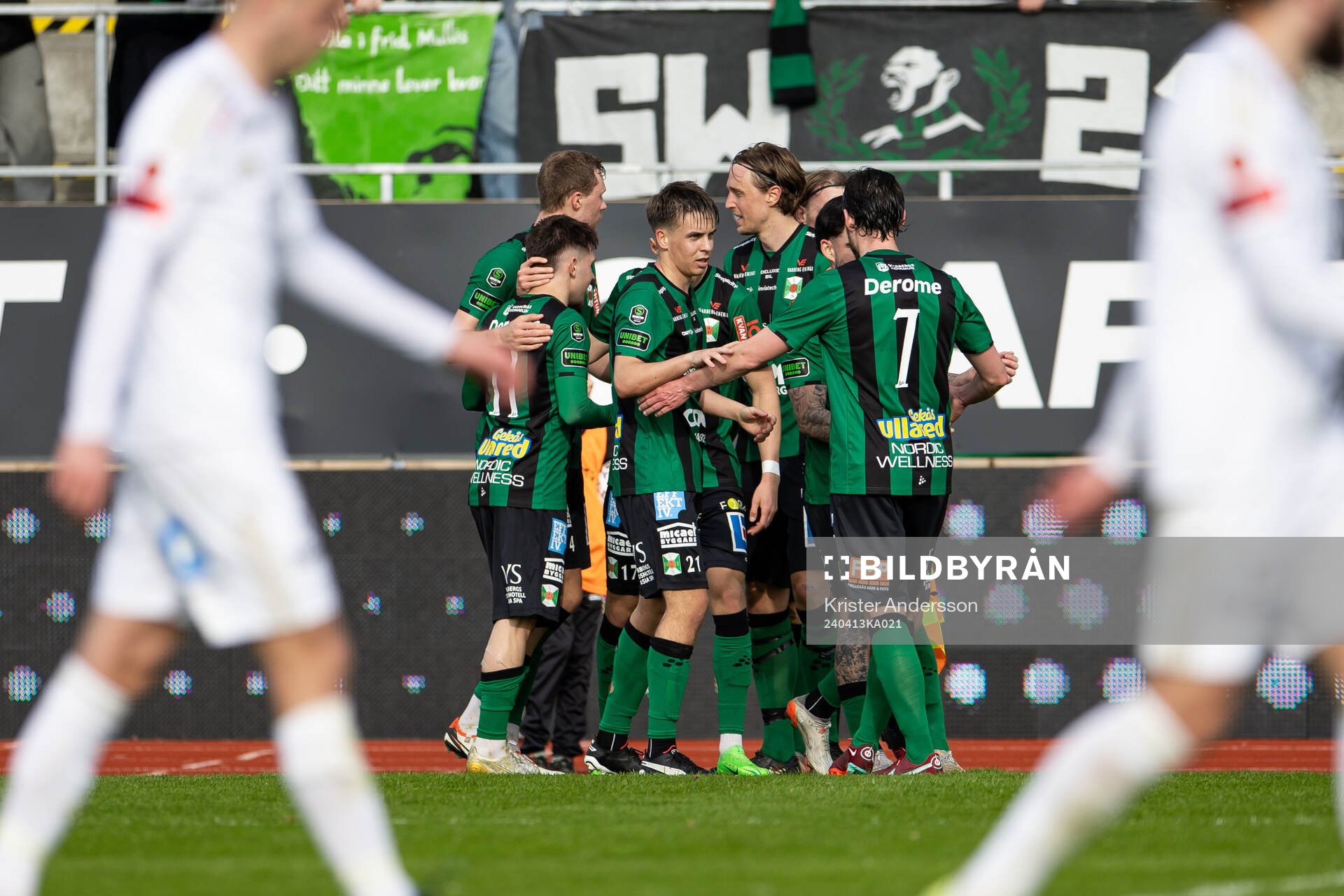 Varbergs spelare jublar