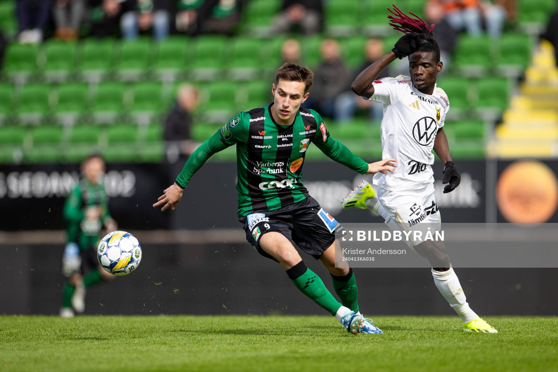 Varbergs Anton Kurochkin och Östersunds Yannick Armel