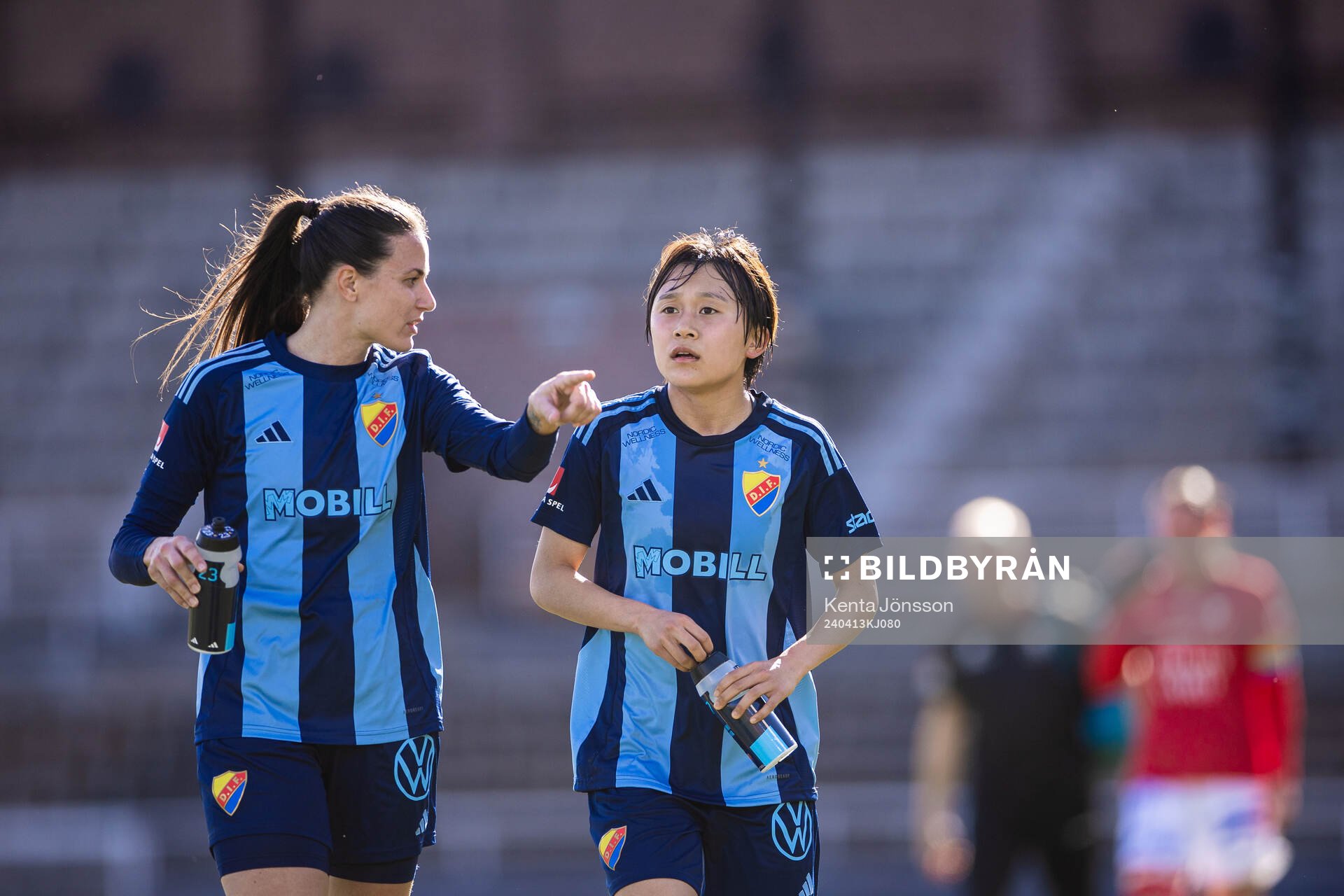 Djurgårdens Beata Kollmats och Shinomi Koyama