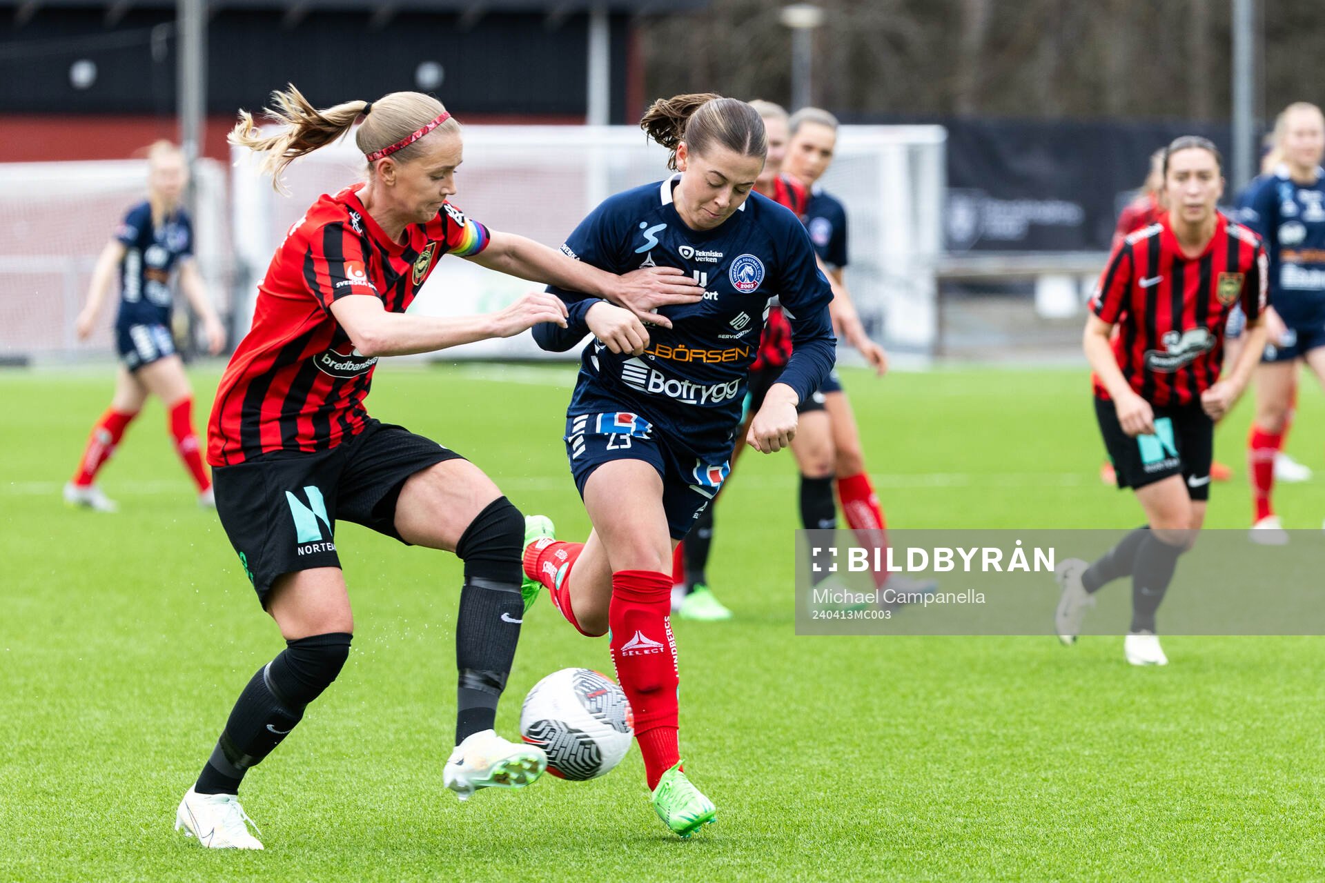 Brommapojkarnas Elsa Karlsson och Linköpings Cornelia