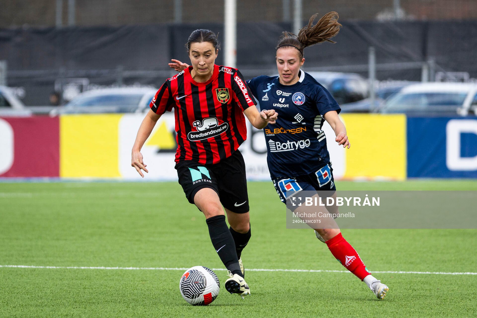 Brommapojkarnas Fanny Hjelm Rönnlund och Linköpings Vilma
