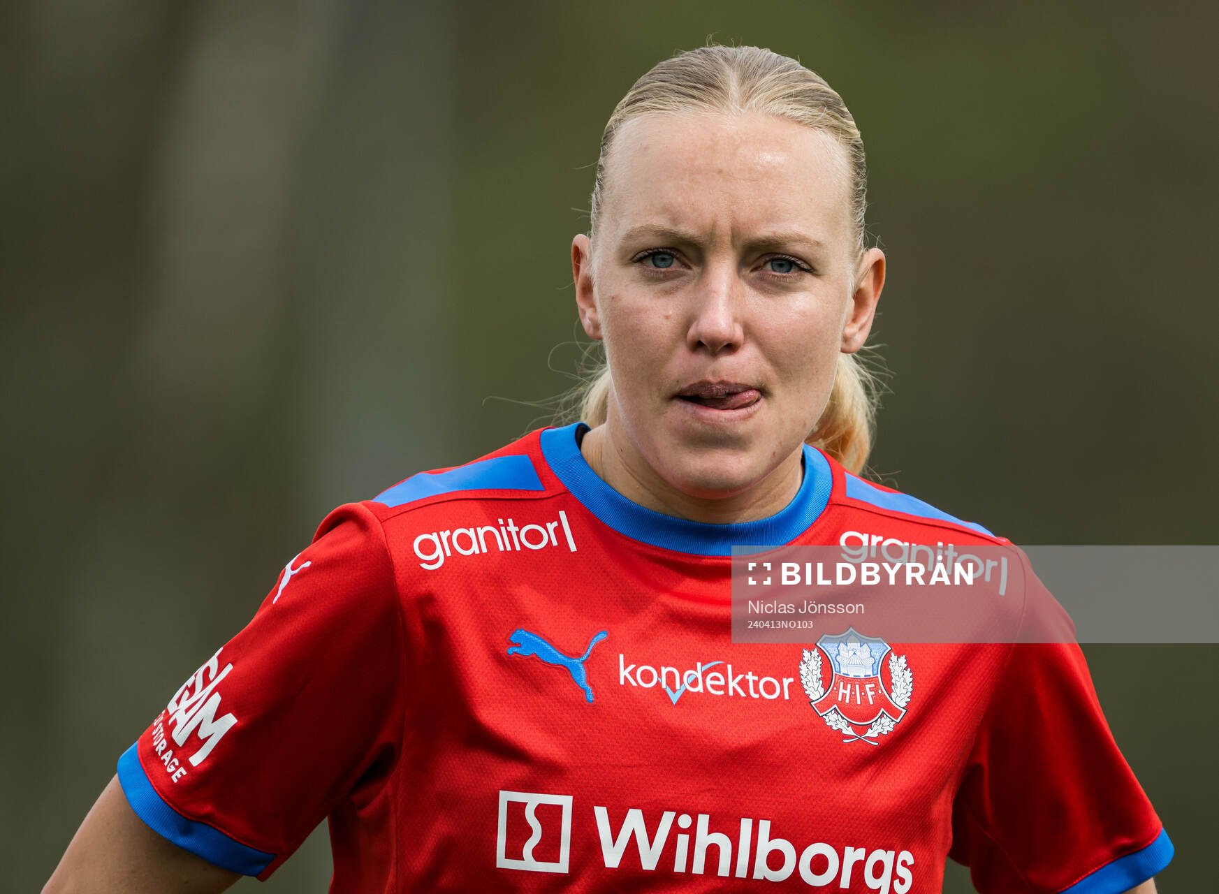 Helsingborg s Johanna Andersson under fotbollsmatchen i Division 1 södra mellan Eskilsminne och Helsingborg den 13 april 2024 i Helsingborg.