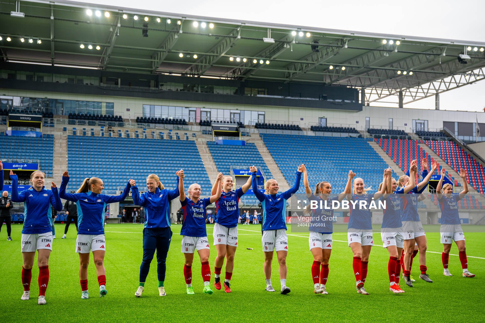 Olaug Tvedten, Sædis Run Heidarsdottir, Tilde Lindwall,