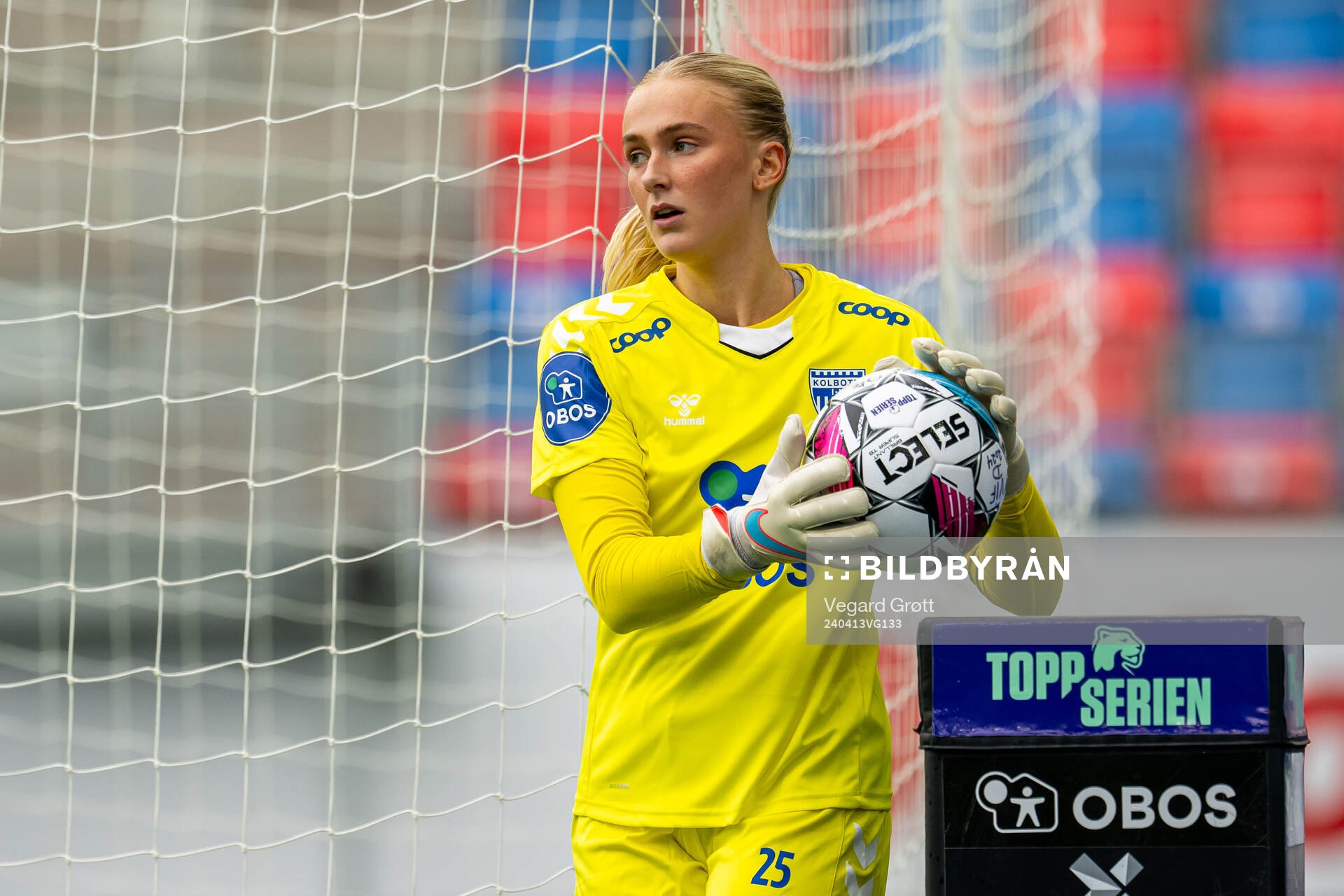 Goalkeeper Selma Panengstuen of Kolbotn