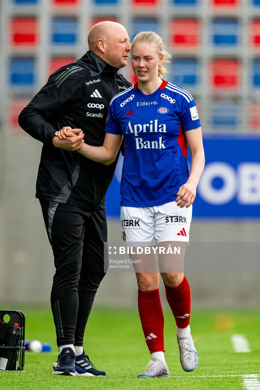 Nils Lexerød, head coach of Vålerenga, and Tuva Lotte