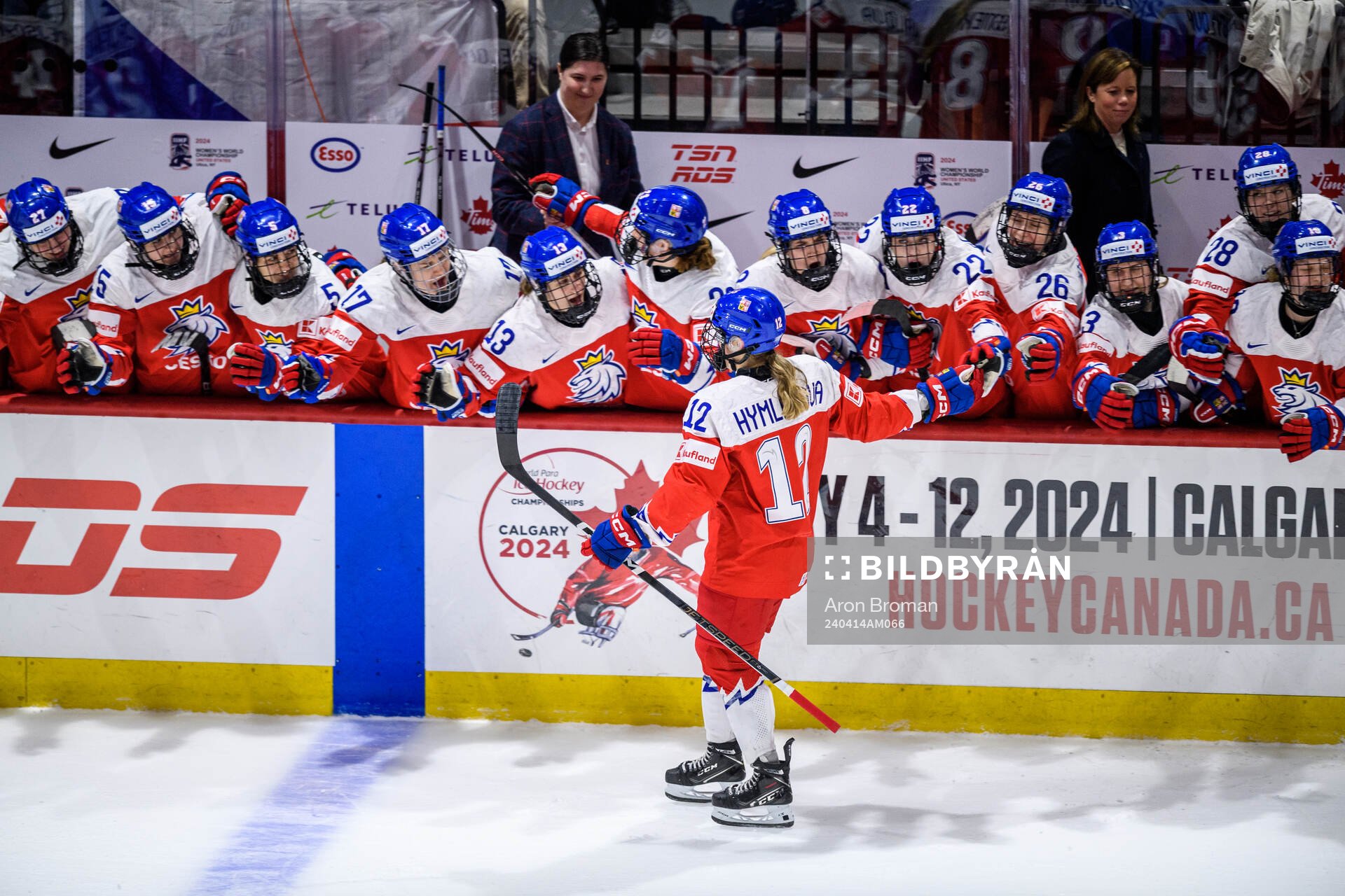 Klara Hymlarova of Czech Republic celebrates