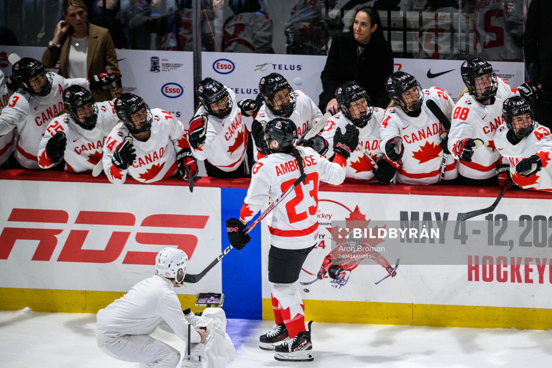 Erin Ambrose of Canada celebrates scoring 0-1