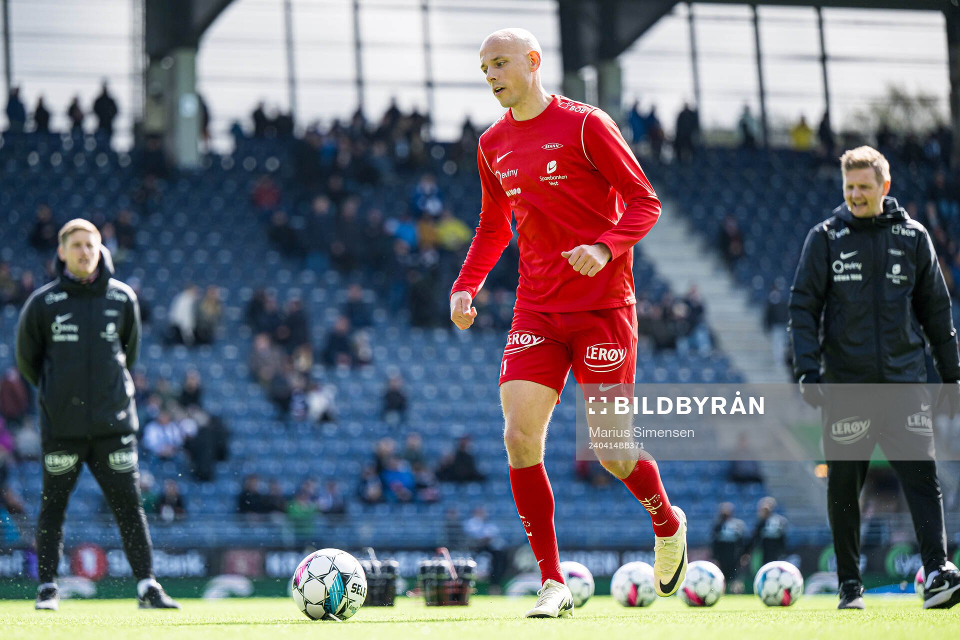 Ruben Kristiansen of Brann warms up