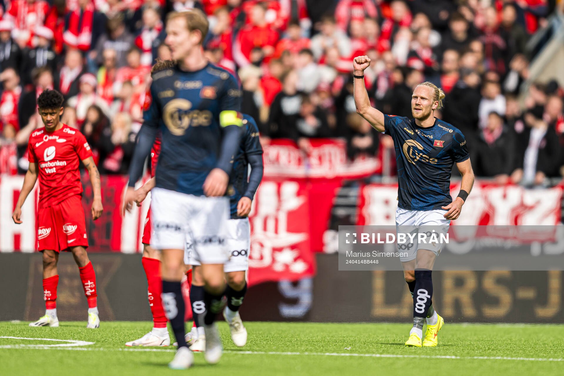 Lars-Jørgen Salvesen of Viking celebrates