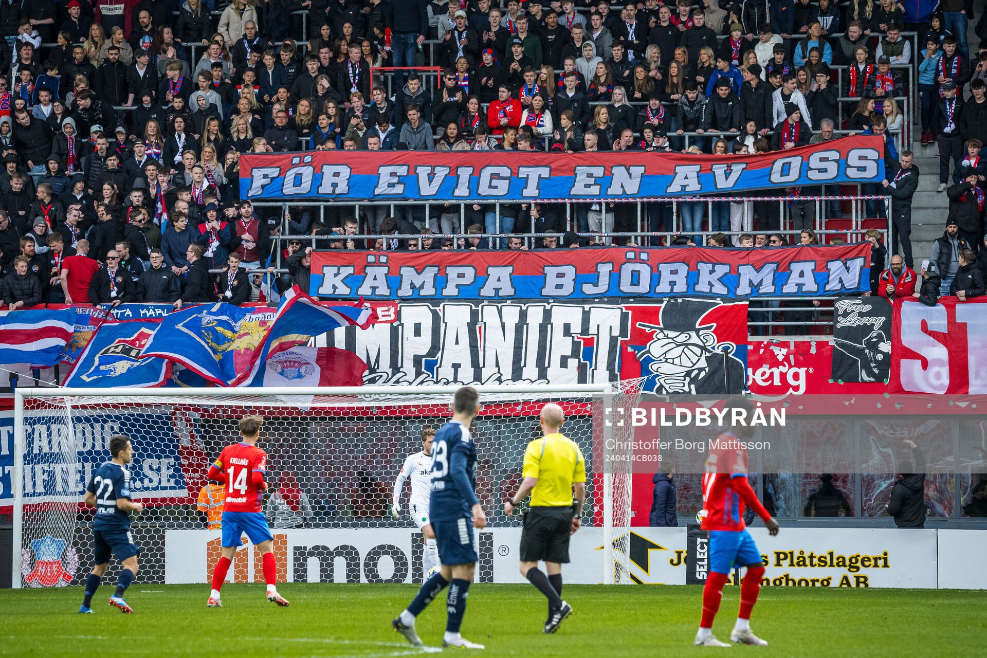 Jesper Björkman hyllas med en banderoll