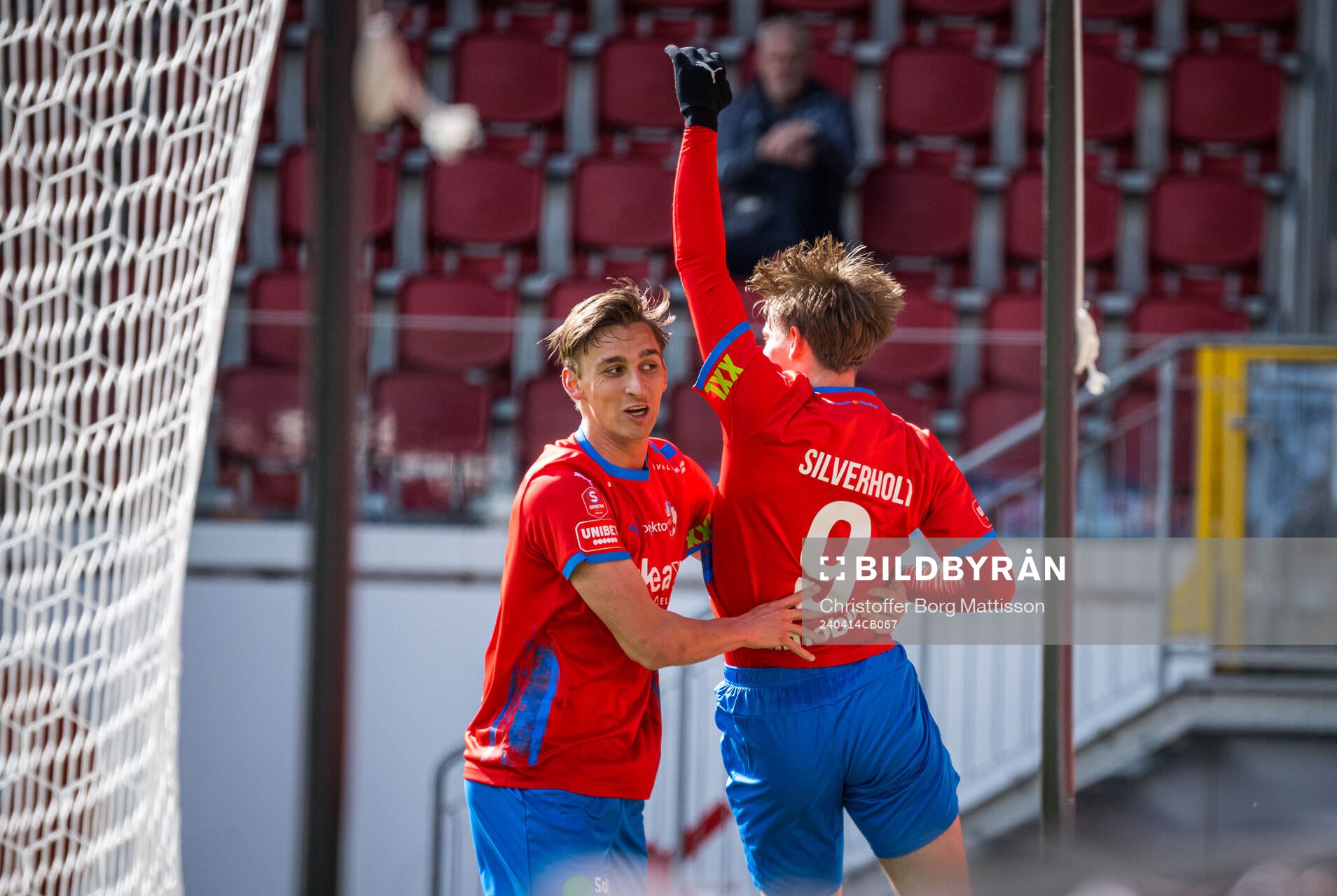 Helsingborgs Wilhelm Nilsson och Taylor Silverholt jublar
