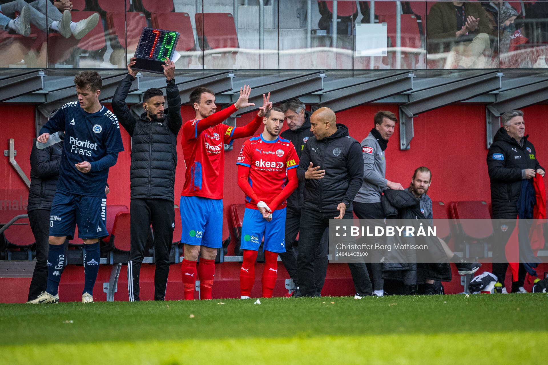 Helsingborgs Adam Hellborg, Arian Kabashi och tränare