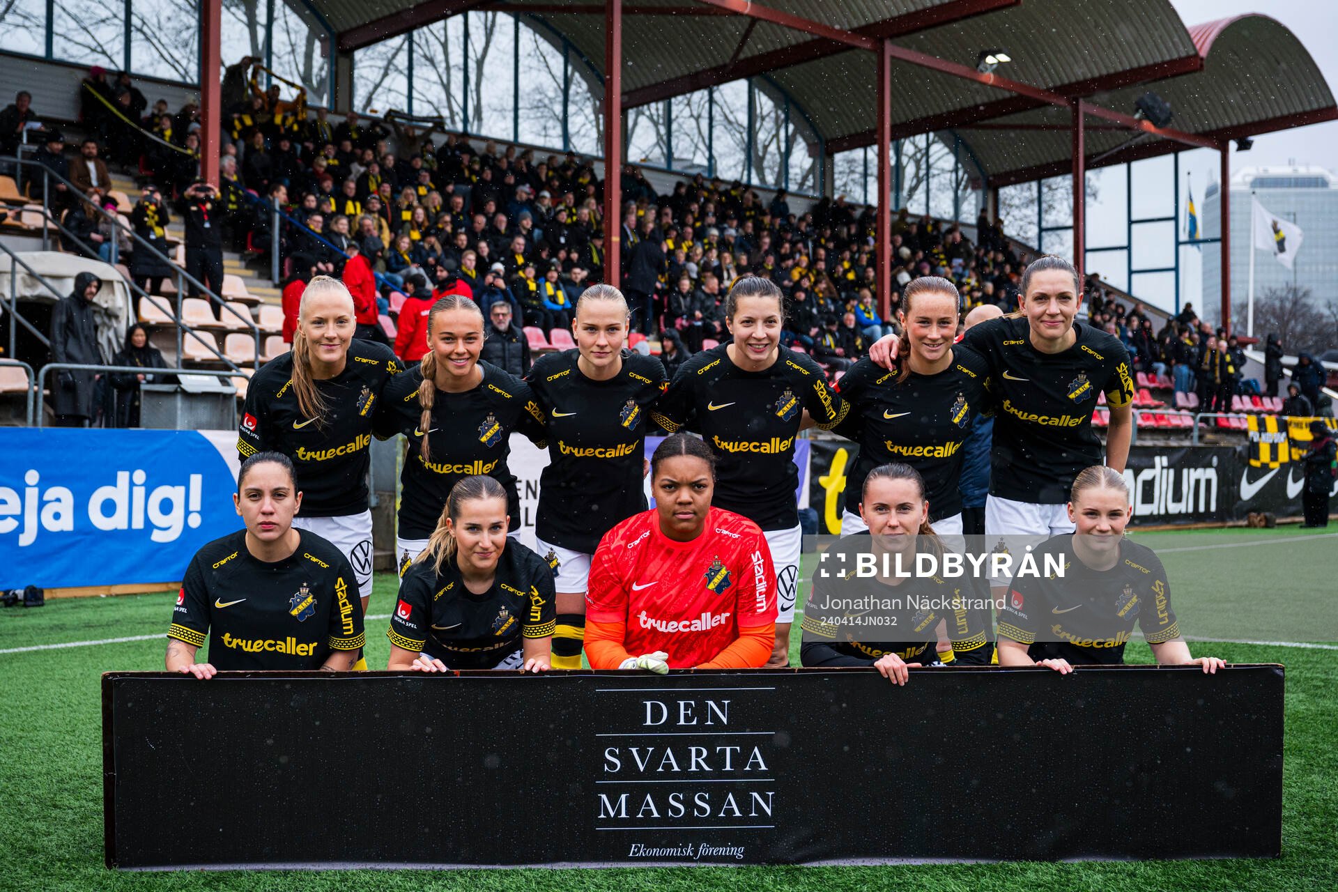 under fotbollsmatchen i Damallsvenskan mellan AIK och