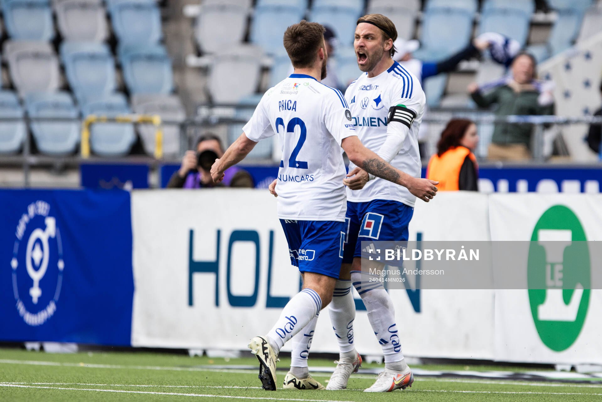 IFK Norrköpings Tim Prica och Christoffer Nyman jublar