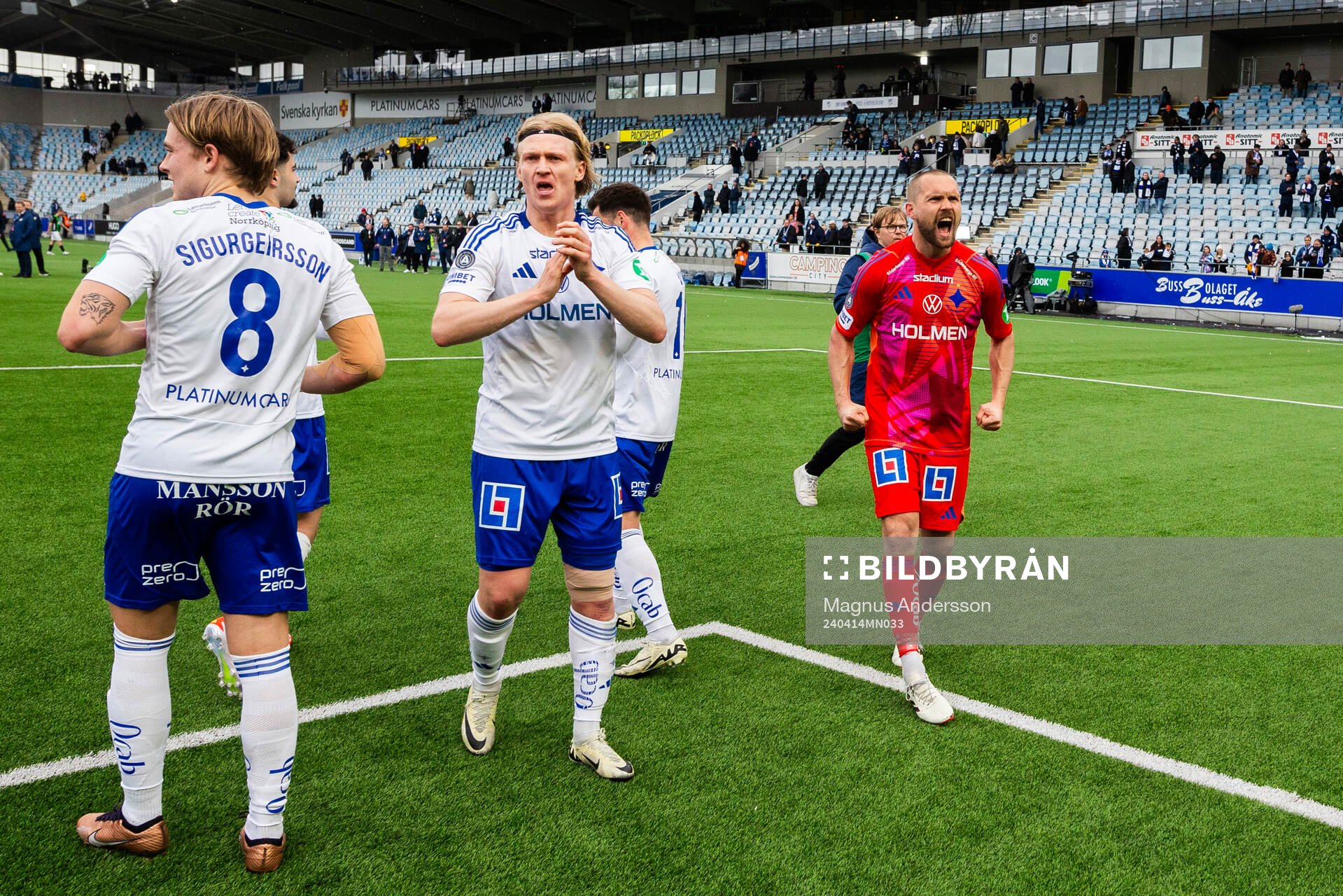 IFK Norrköpings Daniel Fritz Eid och målvakt Oscar