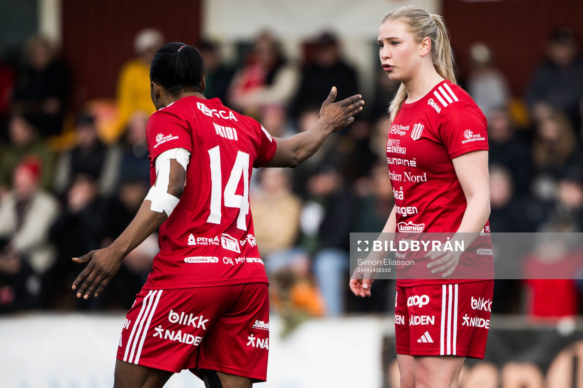 Piteås Faith Ikidi Michael och Ellen Löfqvist deppar