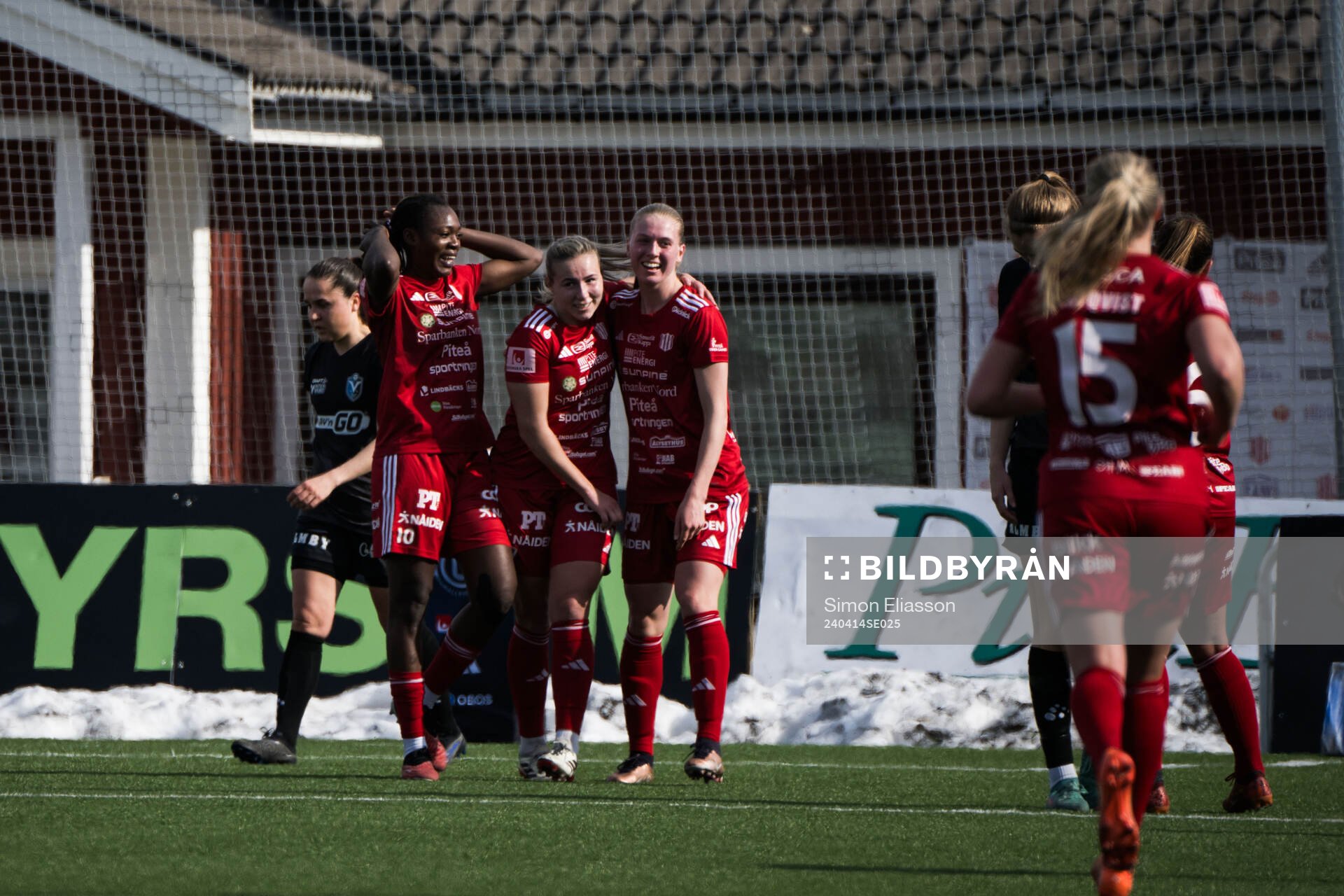 Piteås Selina Henriksson jublar