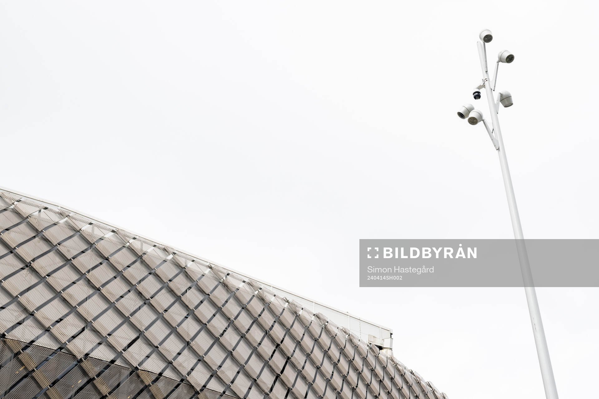 Övervakningskamera utanför Tele2 Arena