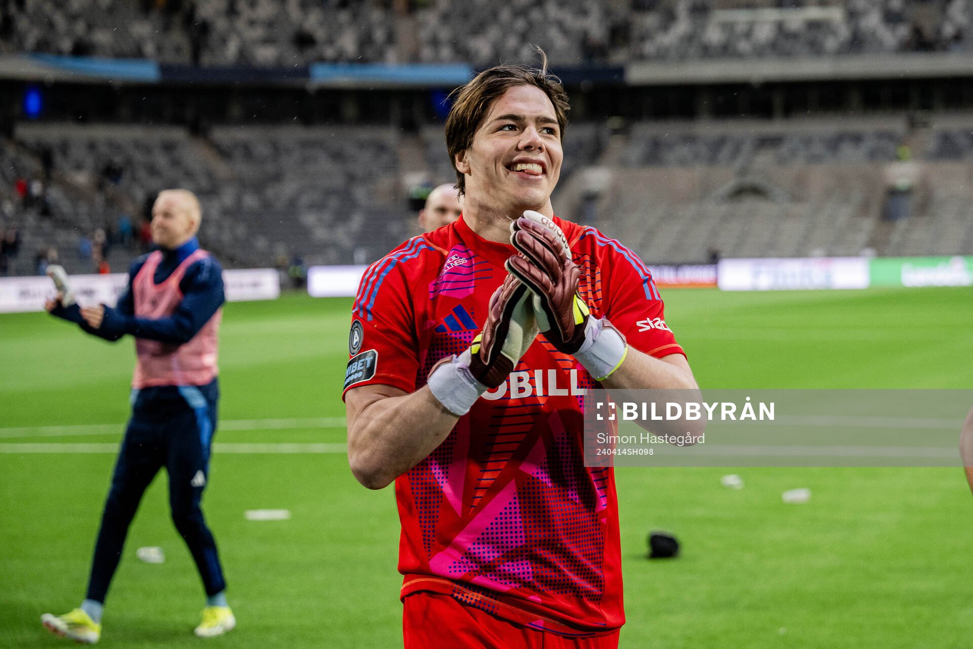 Djurgårdens målvakt Jacob Widell Zetterström jublar