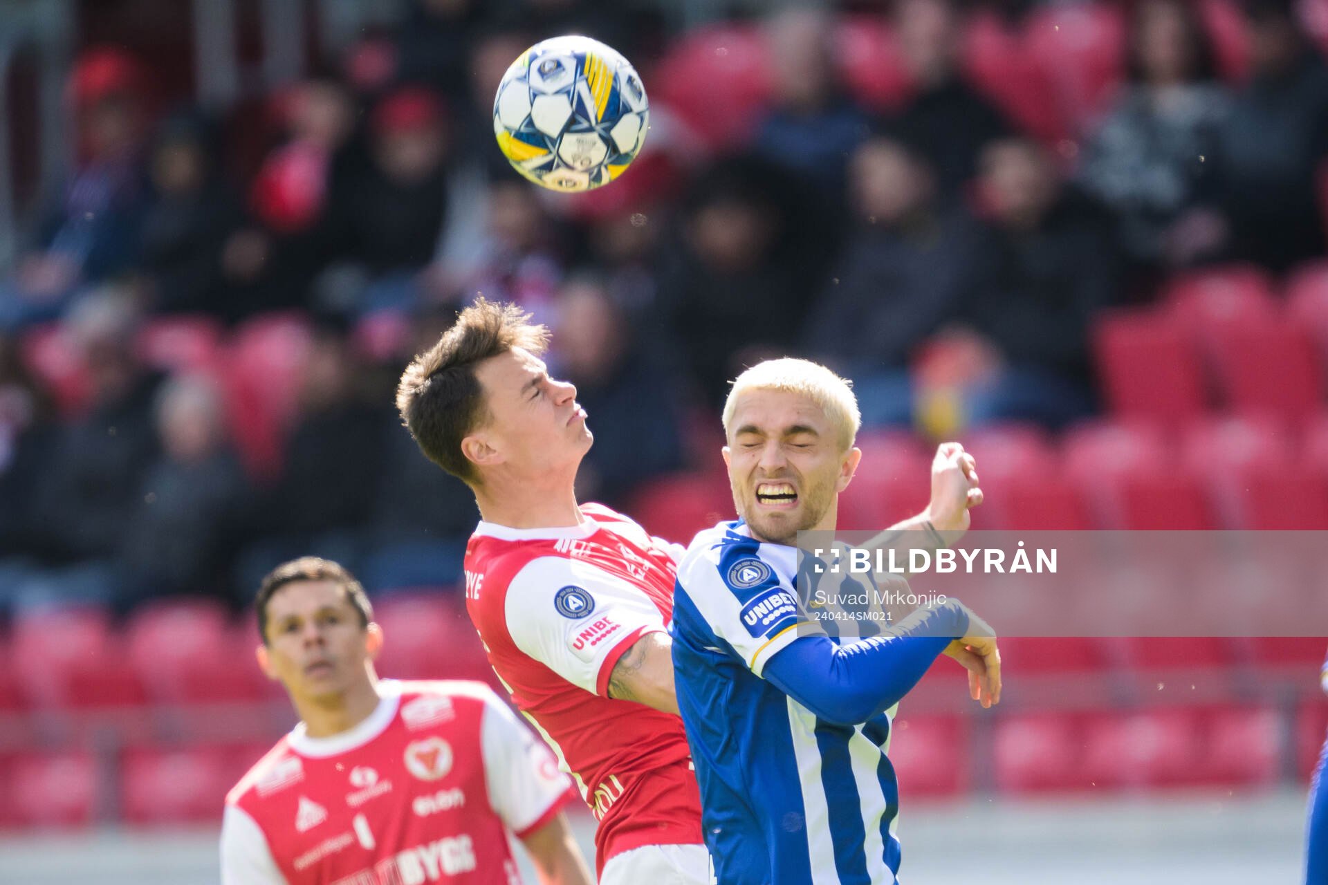 Kalmars Melker Hallberg och IFK Göteborgs Andreas Pyndt